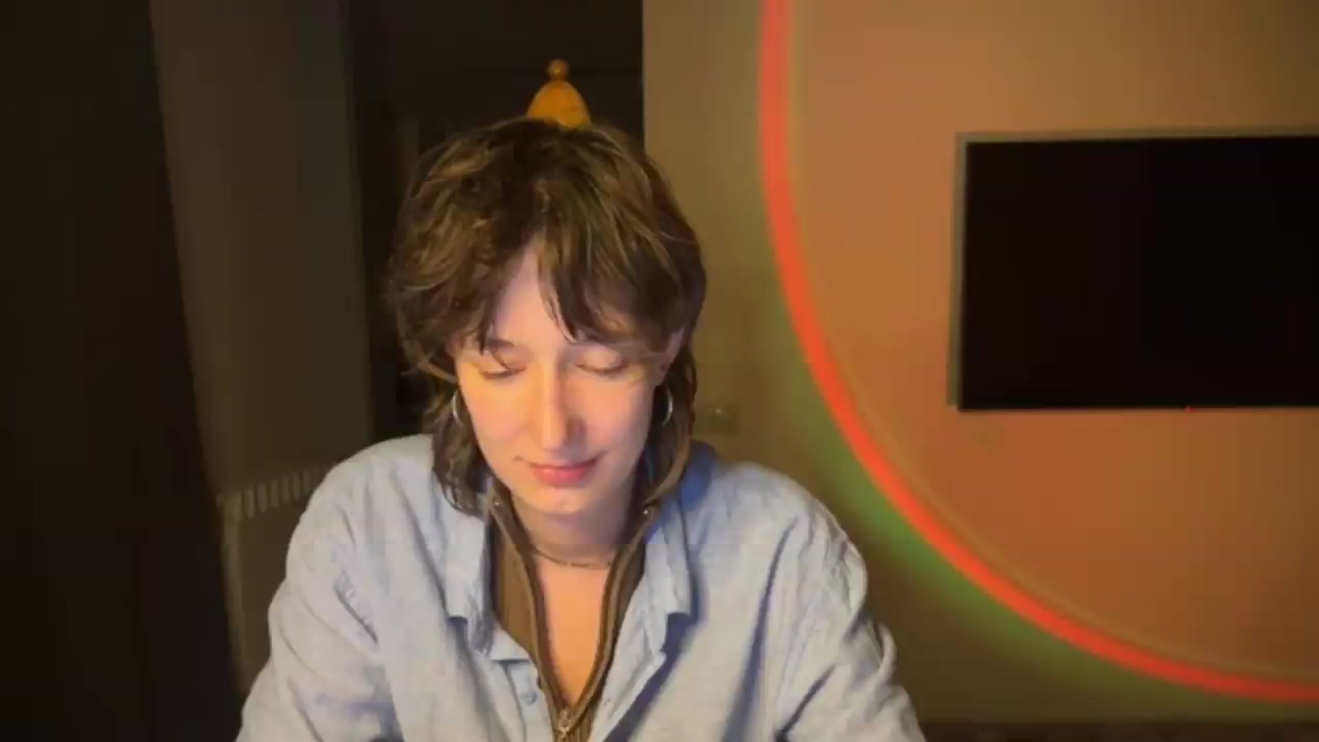 Gallery image thumbnail from LoooneyTunes's myfreecams stream on, 06/29/2026, 23:19 image 15 of 20