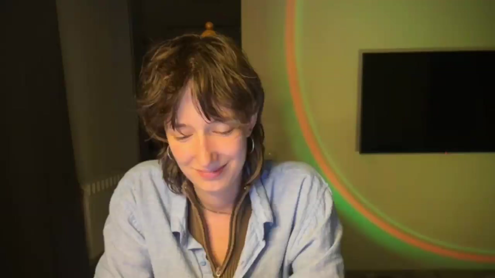 Gallery image thumbnail from LoooneyTunes's myfreecams stream on, 06/29/2026, 23:19 image 14 of 20