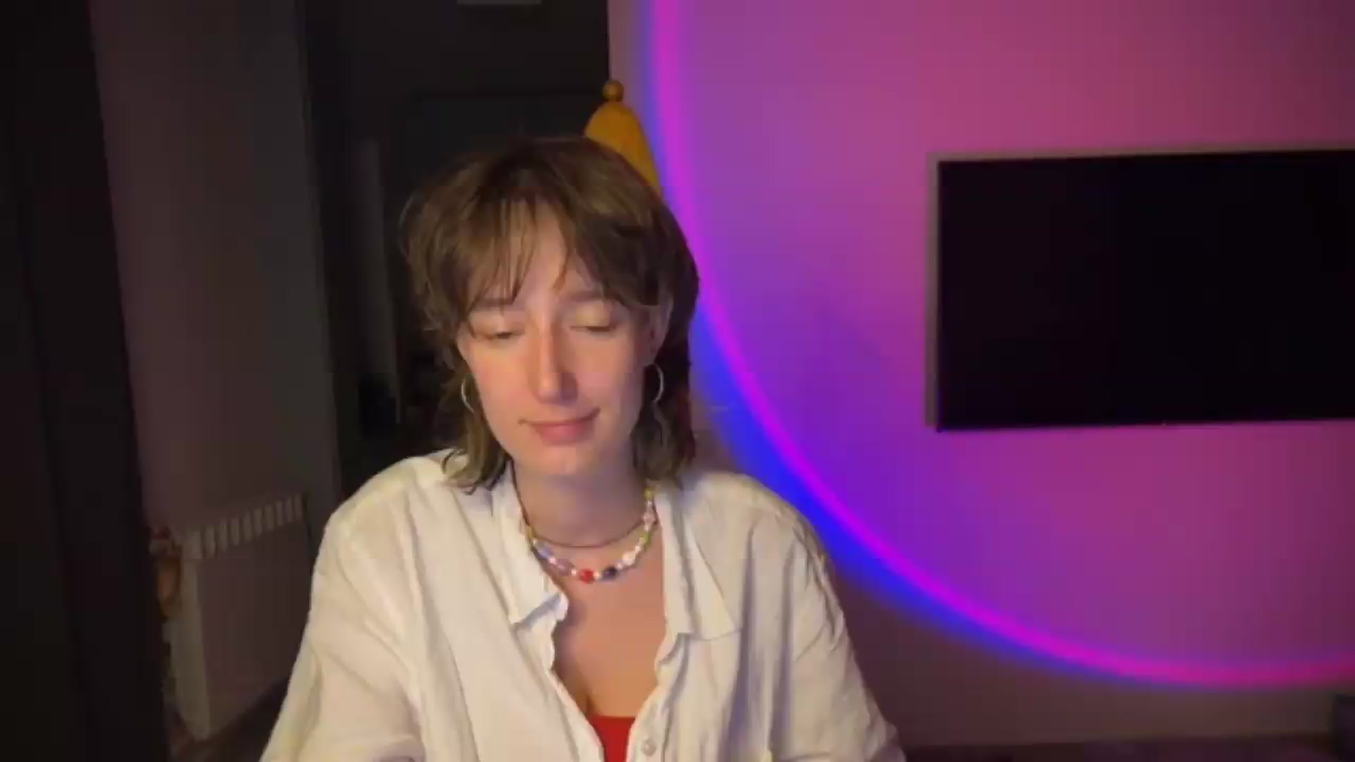Gallery image thumbnail from LoooneyTunes's myfreecams stream on, 07/01/2026, 24:00 image 15 of 20