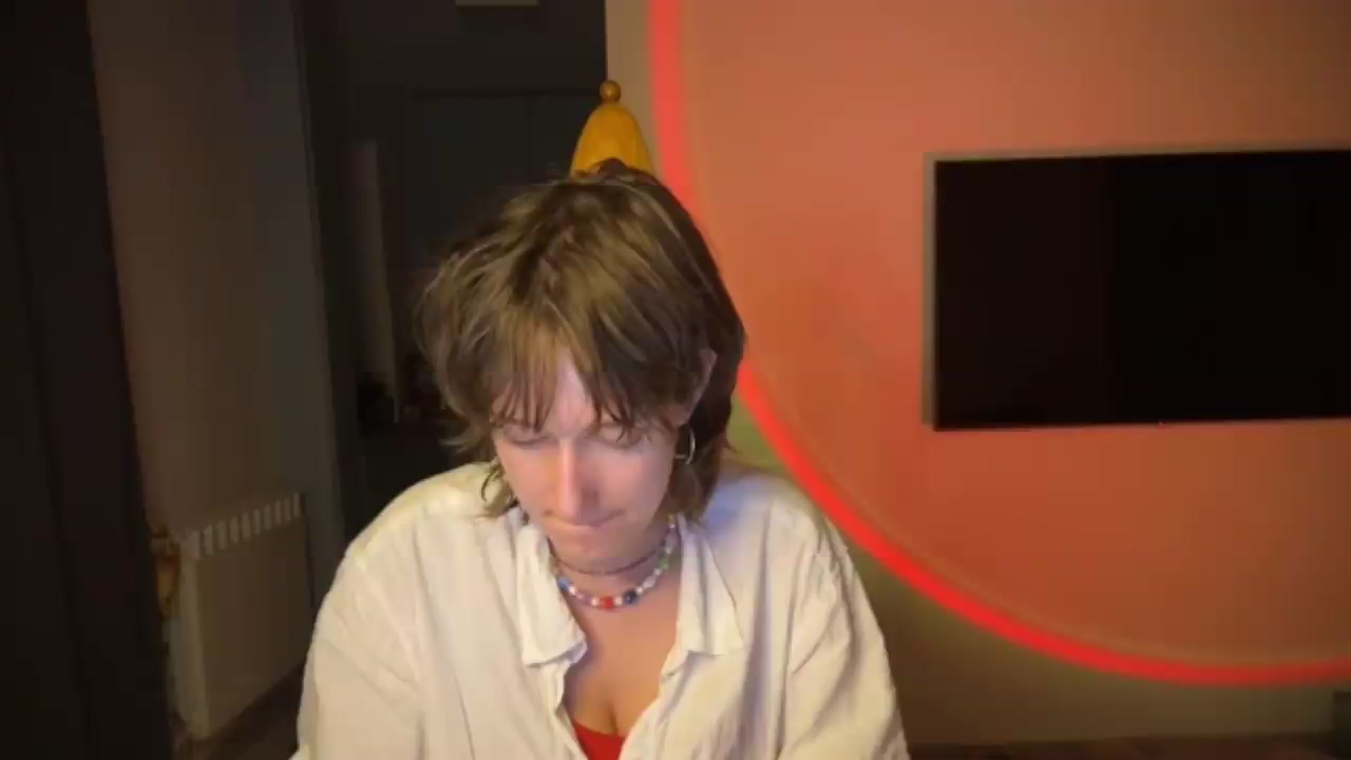Gallery image thumbnail from LoooneyTunes's myfreecams stream on, 07/01/2026, 24:15 image 2 of 20