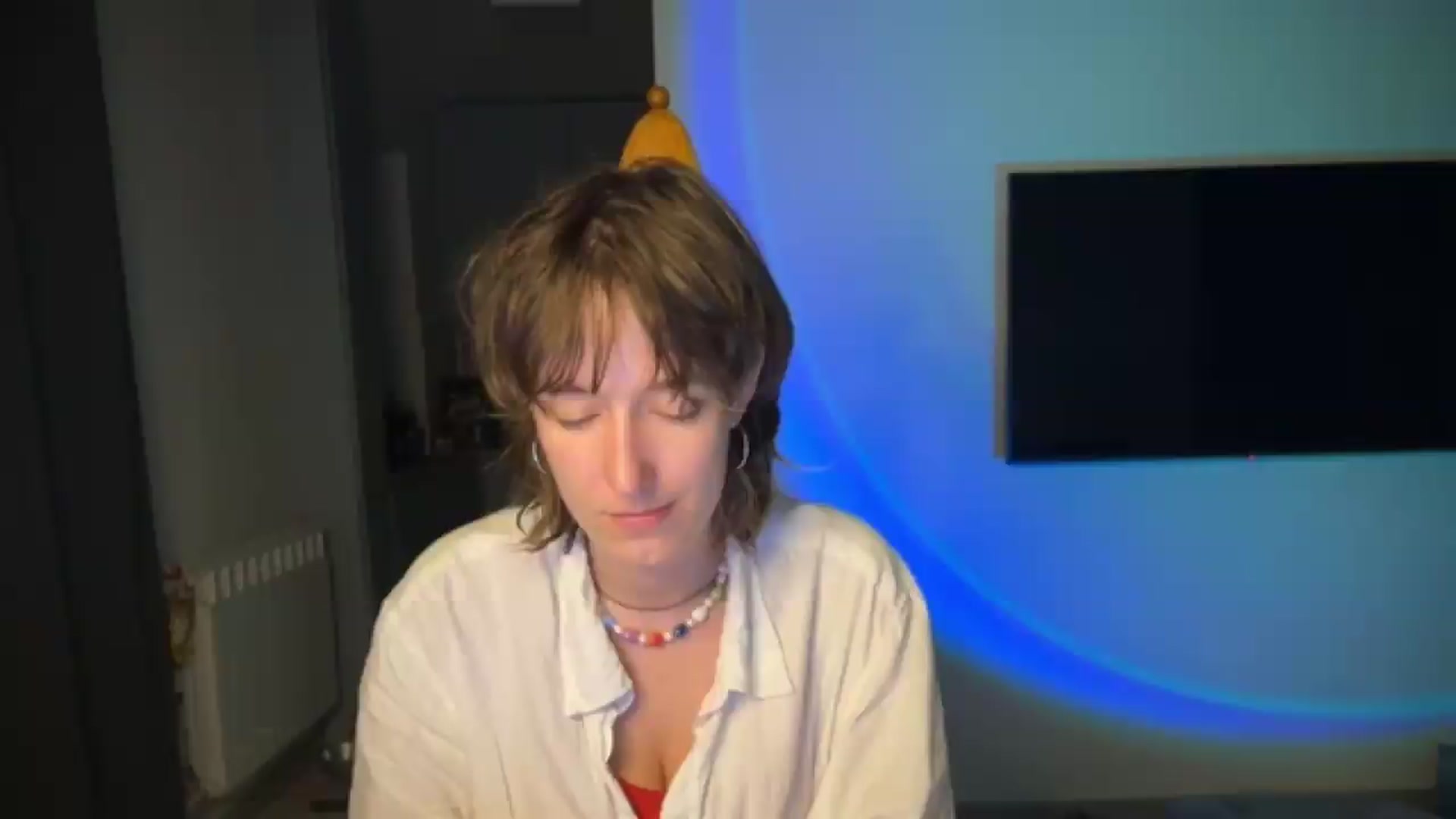 Gallery image thumbnail from LoooneyTunes's myfreecams stream on, 07/01/2026, 24:15 image 18 of 20