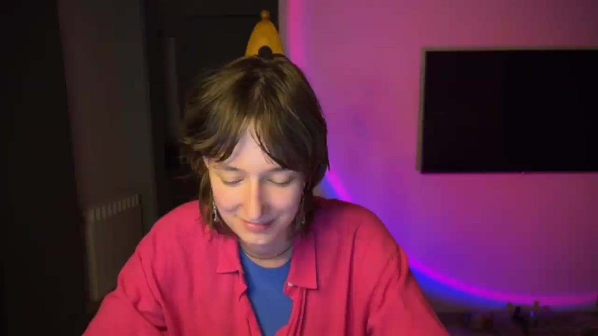 Gallery image thumbnail from LoooneyTunes's myfreecams stream on, 07/01/2026, 23:32 image 8 of 20