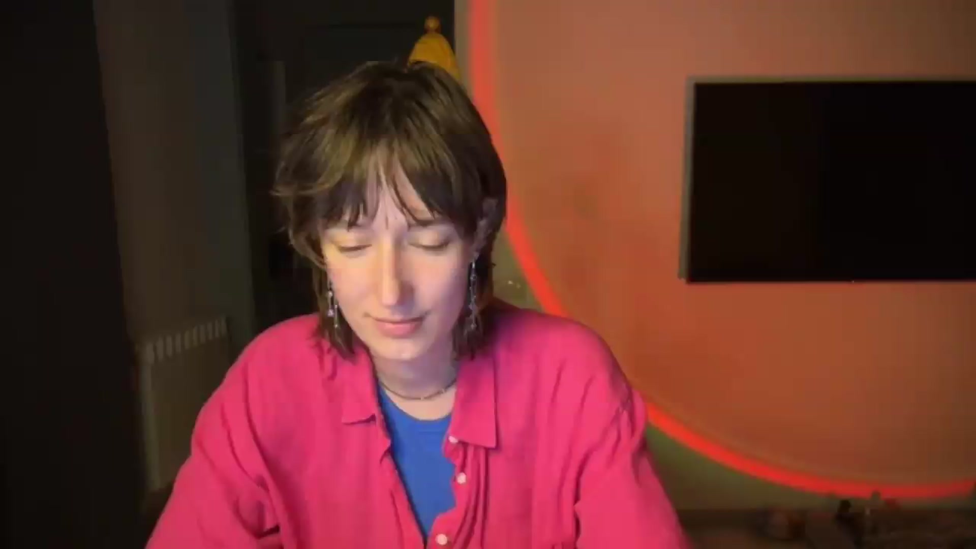 Gallery image thumbnail from LoooneyTunes's myfreecams stream on, 07/01/2026, 23:32 image 3 of 20