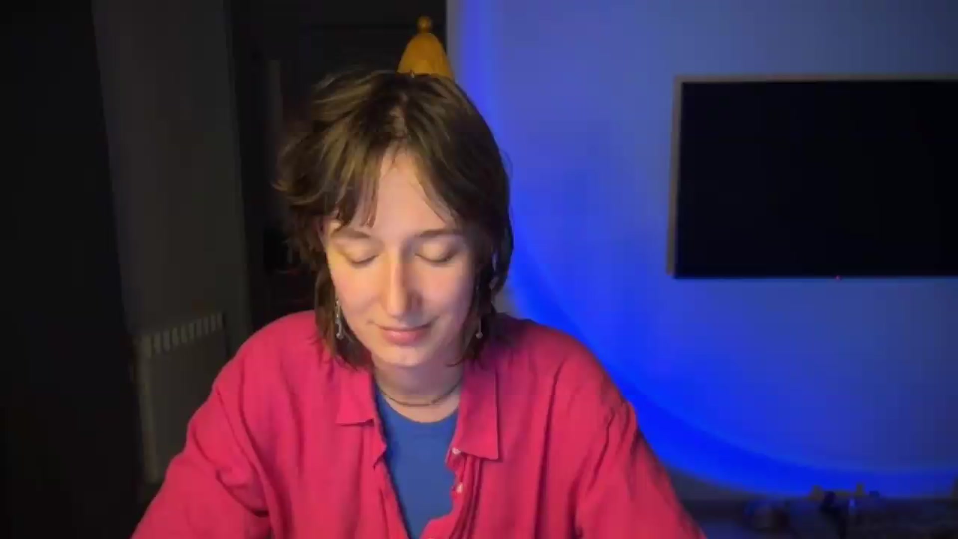 Gallery image thumbnail from LoooneyTunes's myfreecams stream on, 07/01/2026, 23:32 image 10 of 20