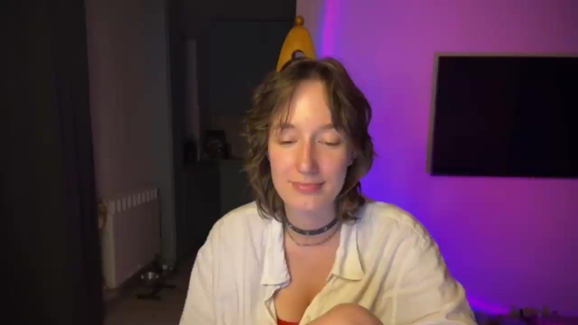 Gallery image thumbnail from LoooneyTunes's myfreecams stream on, 07/02/2026, 22:05 image 7 of 20