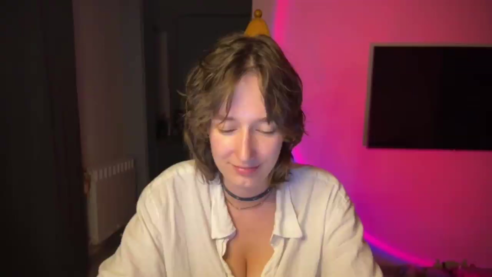 Gallery image thumbnail from LoooneyTunes's myfreecams stream on, 07/03/2026, 01:04 image 20 of 20