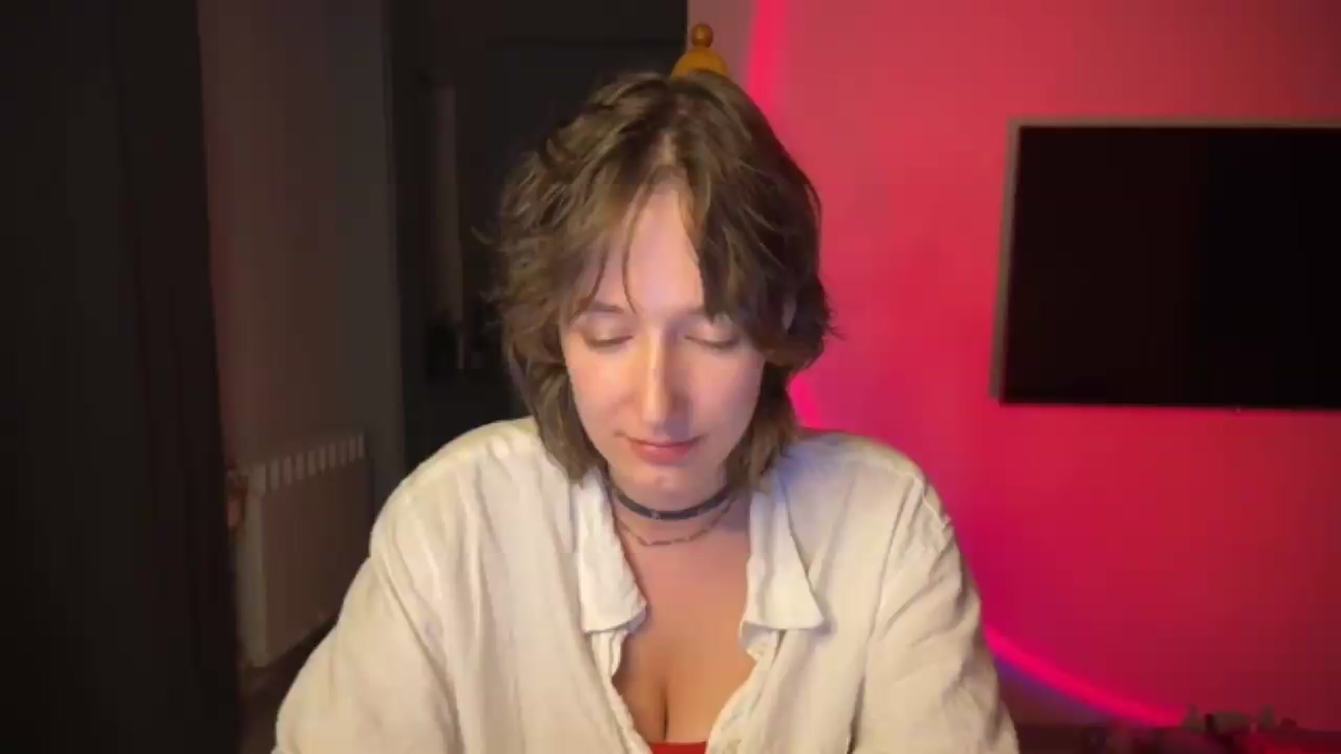 Gallery image thumbnail from LoooneyTunes's myfreecams stream on, 07/03/2026, 01:04 image 10 of 20