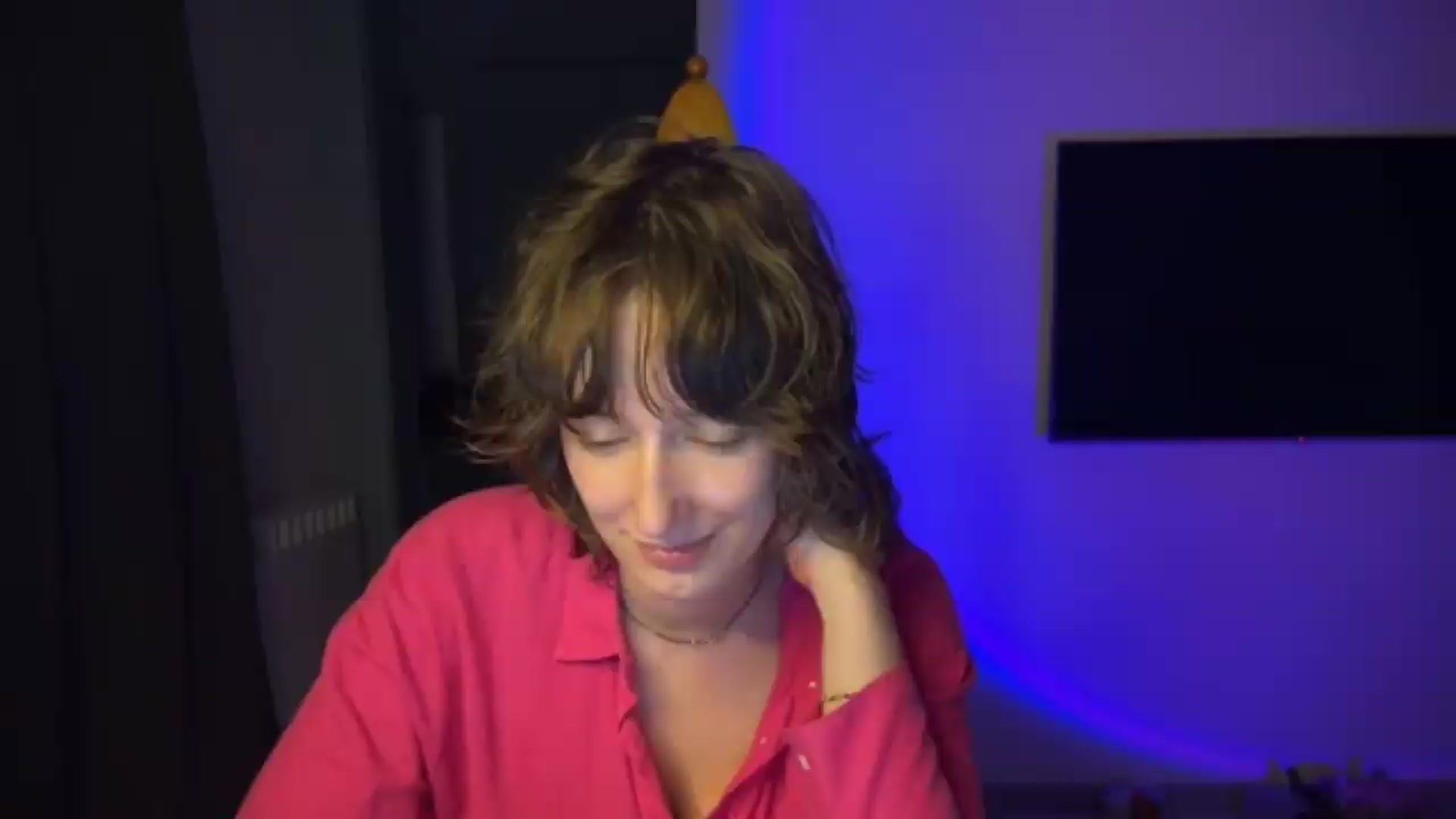 Gallery image thumbnail from LoooneyTunes's myfreecams stream on, 07/04/2026, 24:20 image 19 of 20