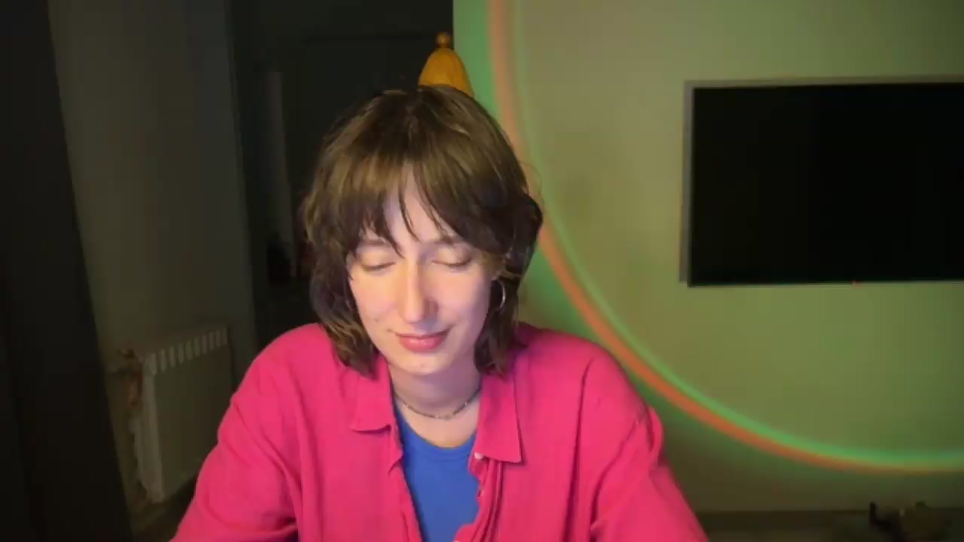 Gallery image thumbnail from LoooneyTunes's myfreecams stream on, 07/06/2026, 01:50 image 7 of 20
