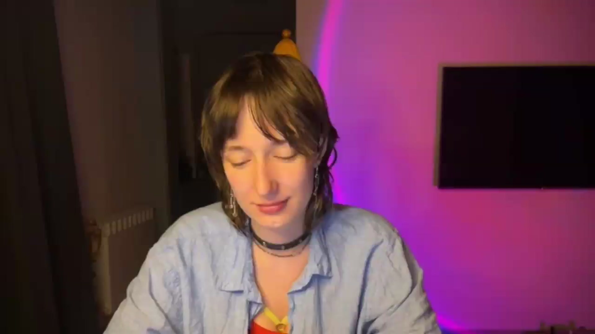 Gallery image thumbnail from LoooneyTunes's myfreecams stream on, 07/06/2026, 20:33 image 10 of 20