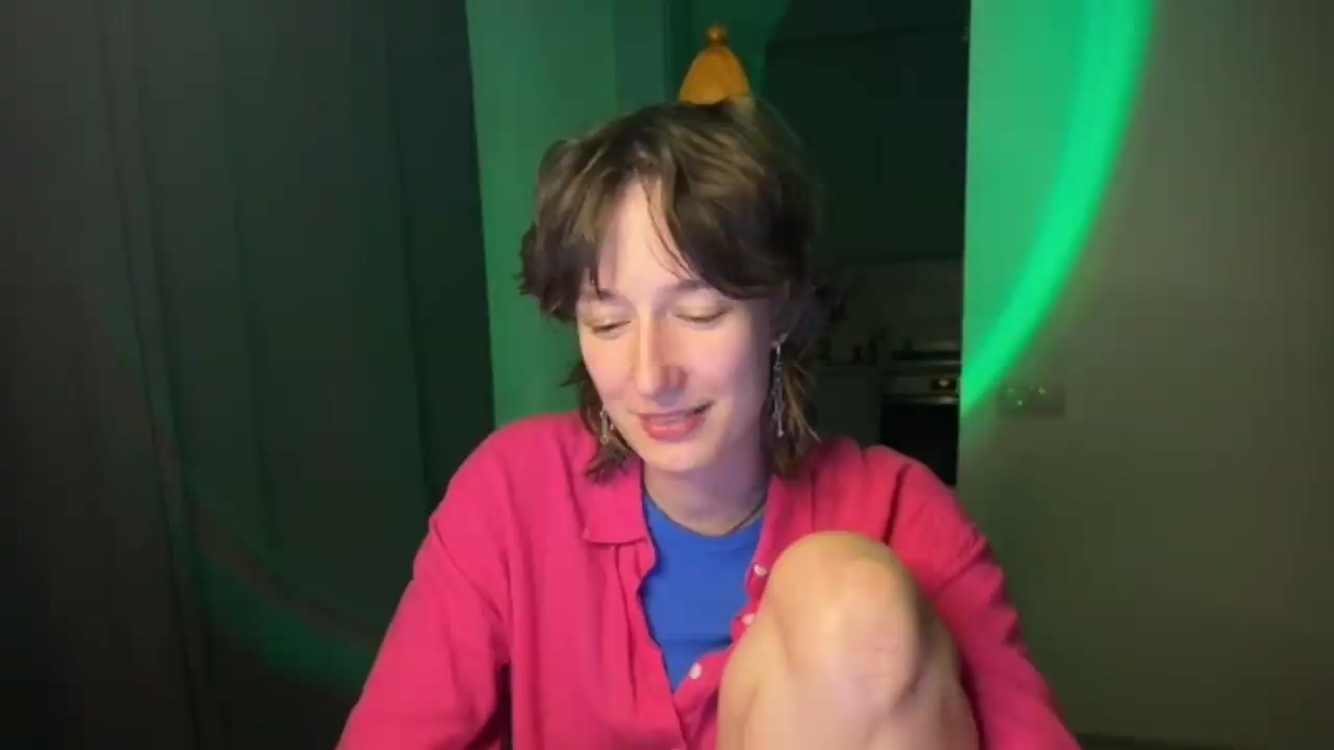 Gallery image thumbnail from LoooneyTunes's myfreecams stream on, 07/08/2026, 24:48 image 19 of 20