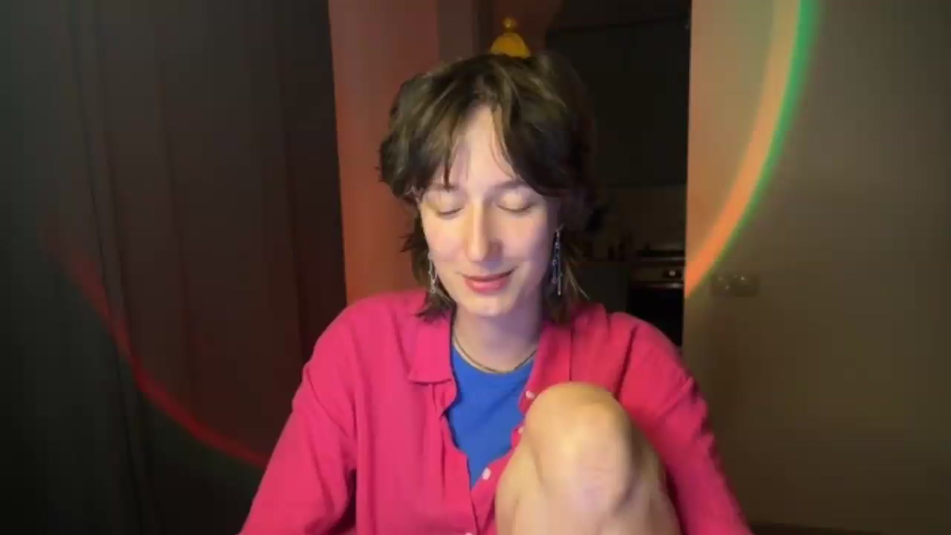 Gallery image thumbnail from LoooneyTunes's myfreecams stream on, 07/08/2026, 24:48 image 18 of 20