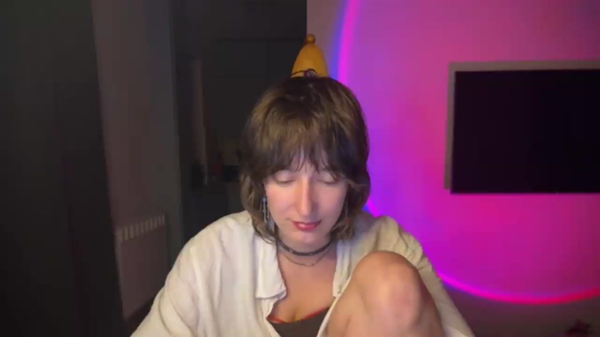 Gallery image thumbnail from LoooneyTunes's myfreecams stream on, 07/08/2026, 23:00 image 16 of 20