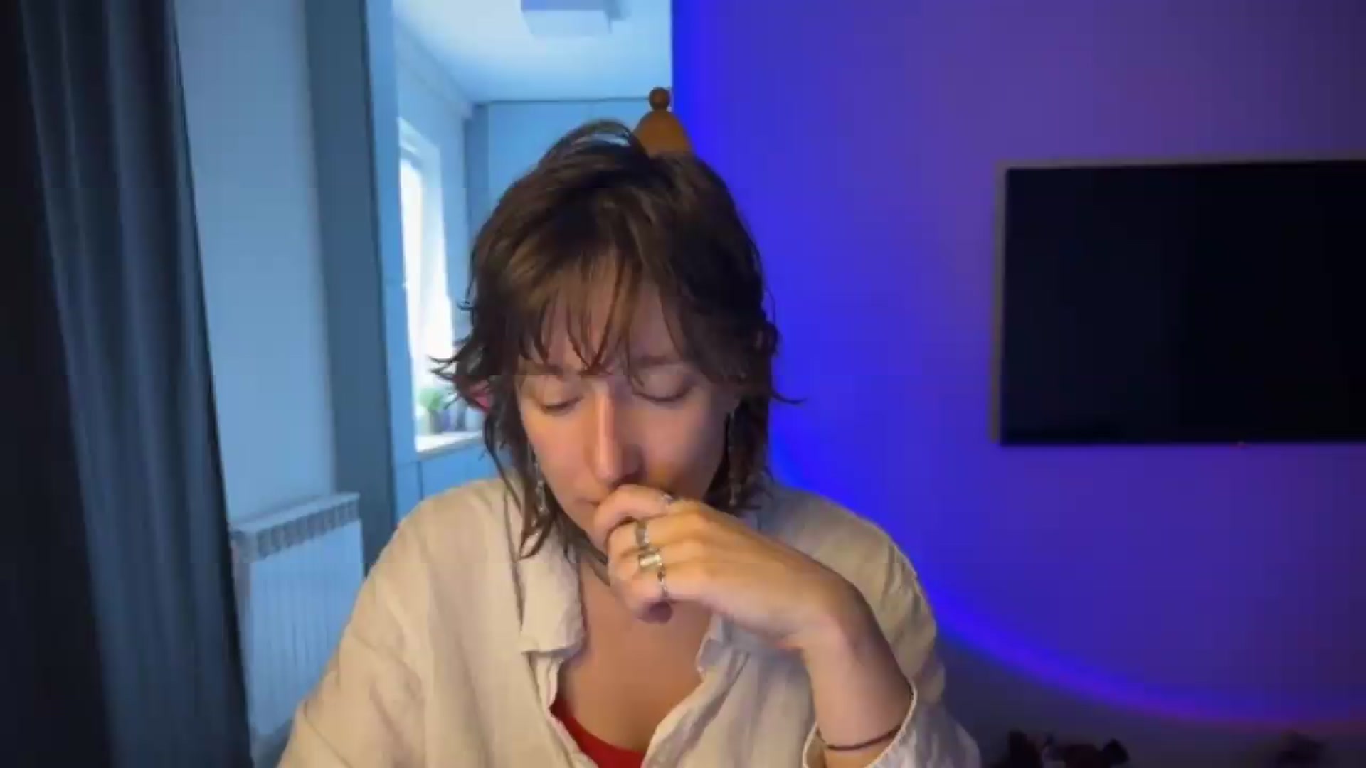 Gallery image thumbnail from LoooneyTunes's myfreecams stream on, 07/10/2026, 14:09 image 2 of 20