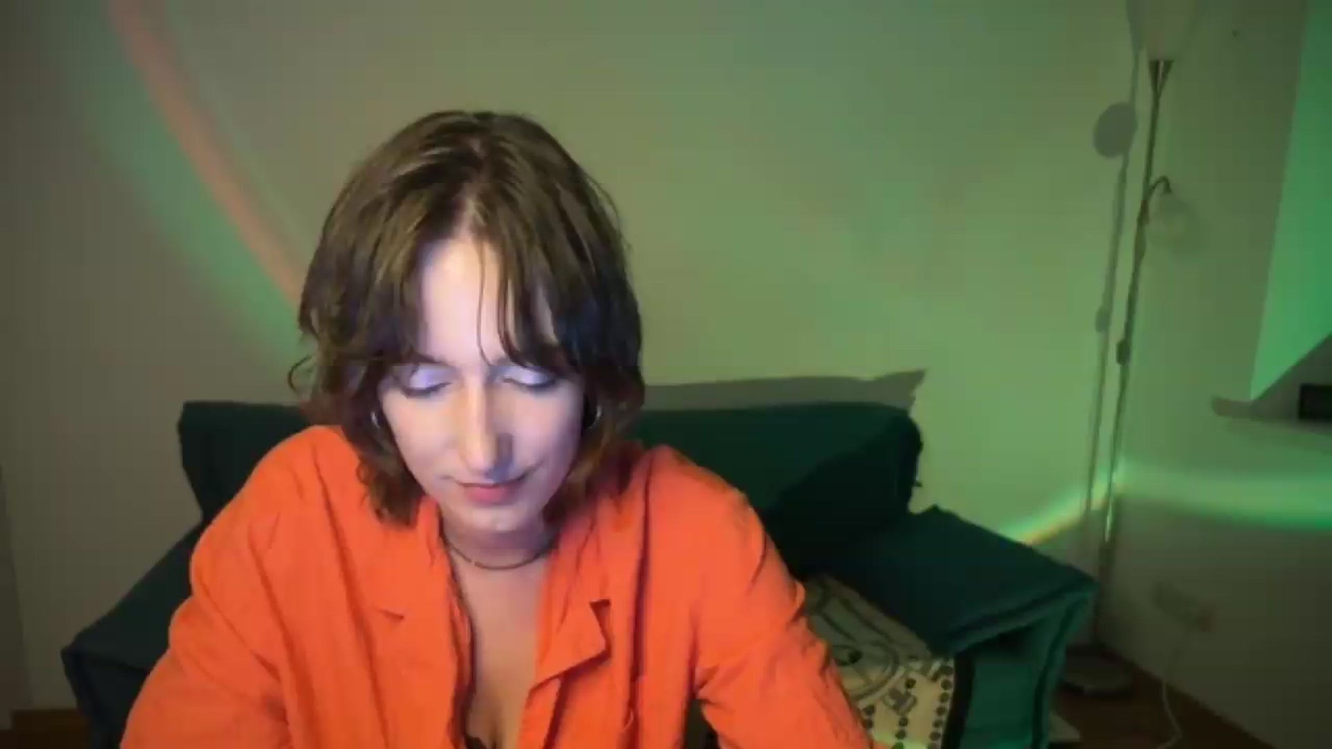 Gallery image thumbnail from LoooneyTunes's myfreecams stream on, 07/19/2026, 24:31 image 12 of 20