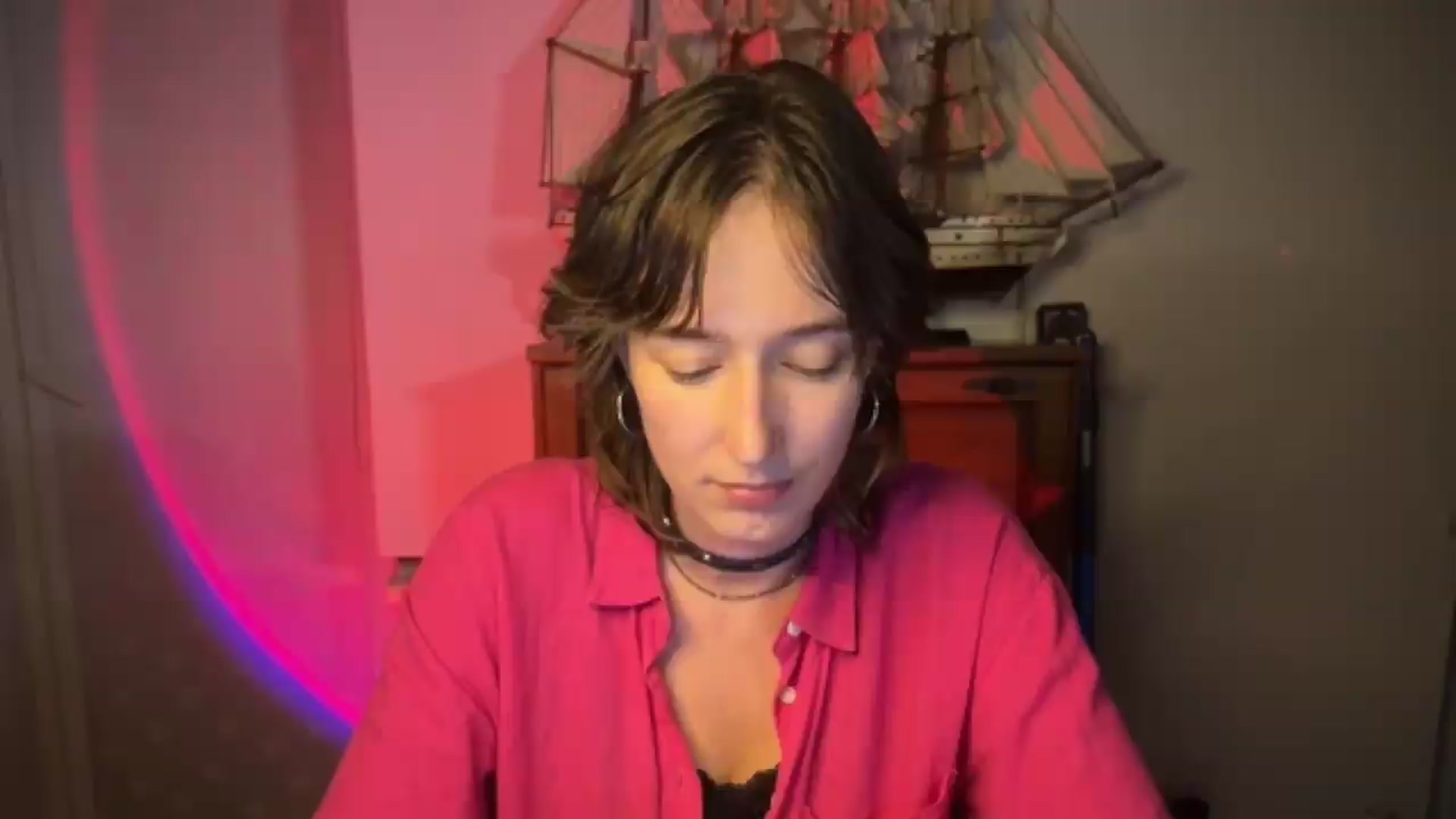 Gallery image thumbnail from LoooneyTunes's myfreecams stream on, 07/26/2026, 23:06 image 8 of 20