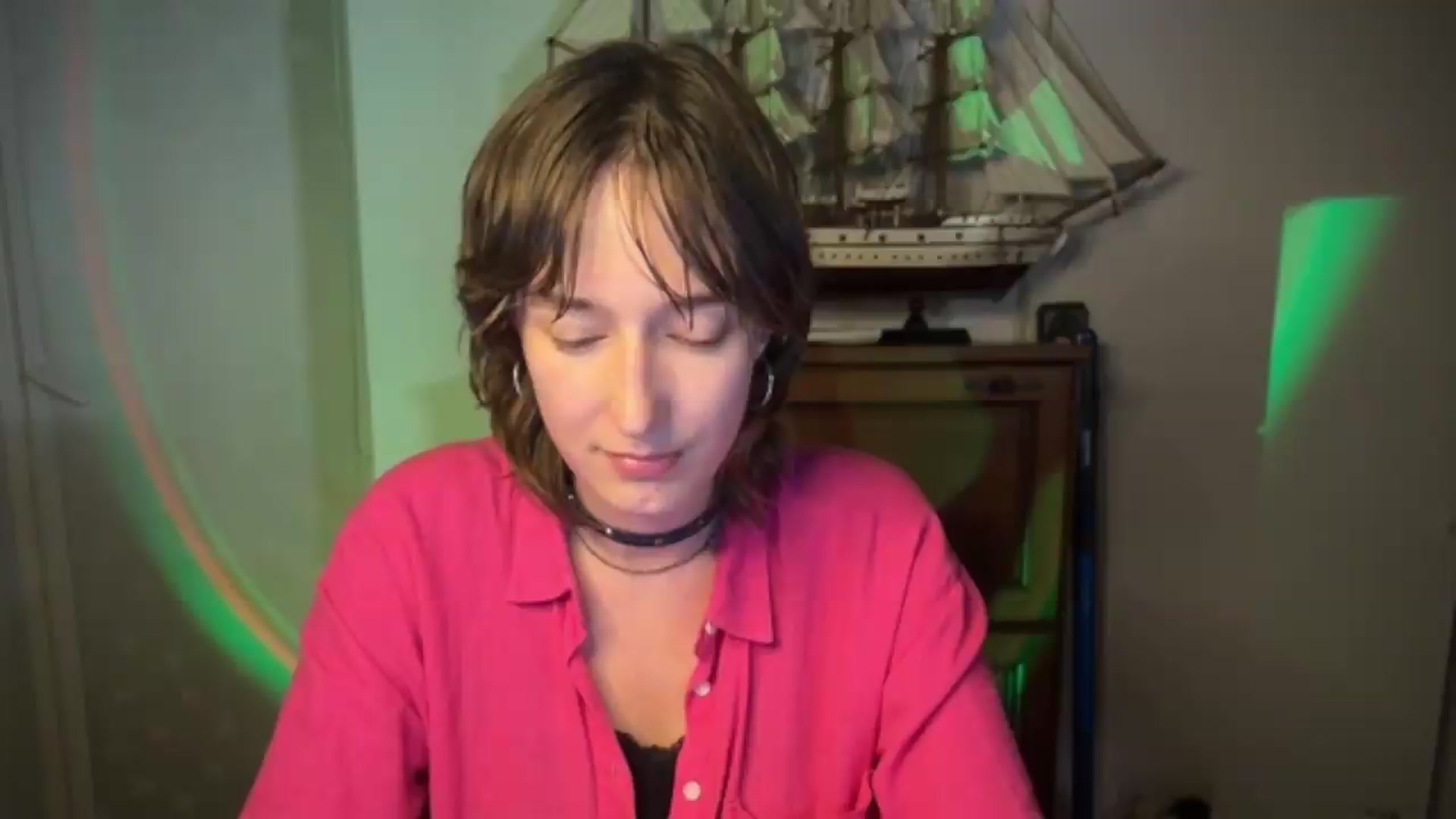 Gallery image thumbnail from LoooneyTunes's myfreecams stream on, 07/27/2026, 24:01 image 4 of 20