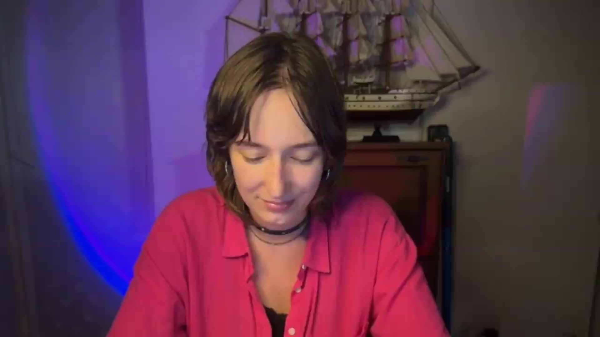 Gallery image thumbnail from LoooneyTunes's myfreecams stream on, 07/27/2026, 24:01 image 16 of 20
