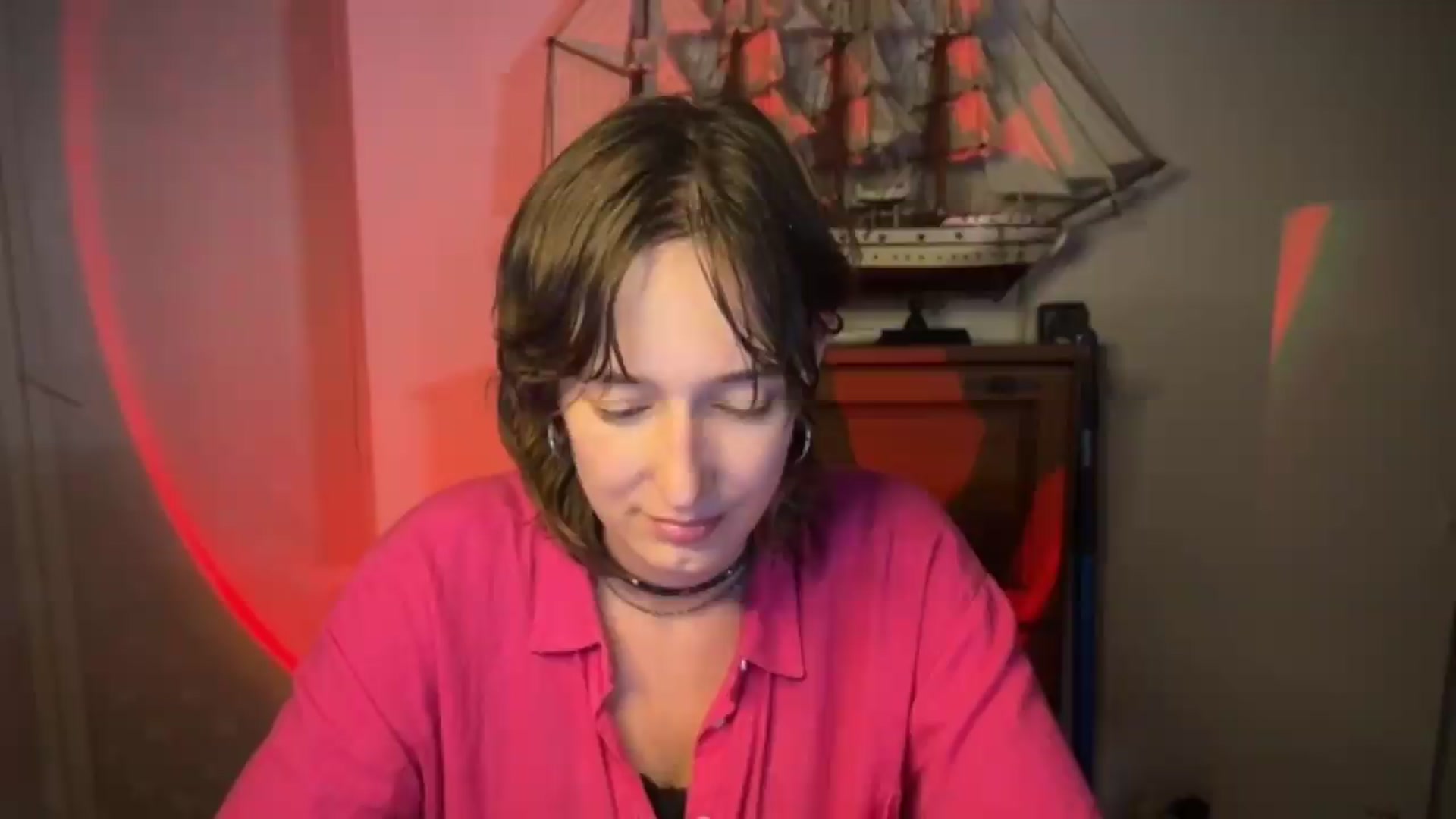 Gallery image thumbnail from LoooneyTunes's myfreecams stream on, 07/27/2026, 24:25 image 11 of 20