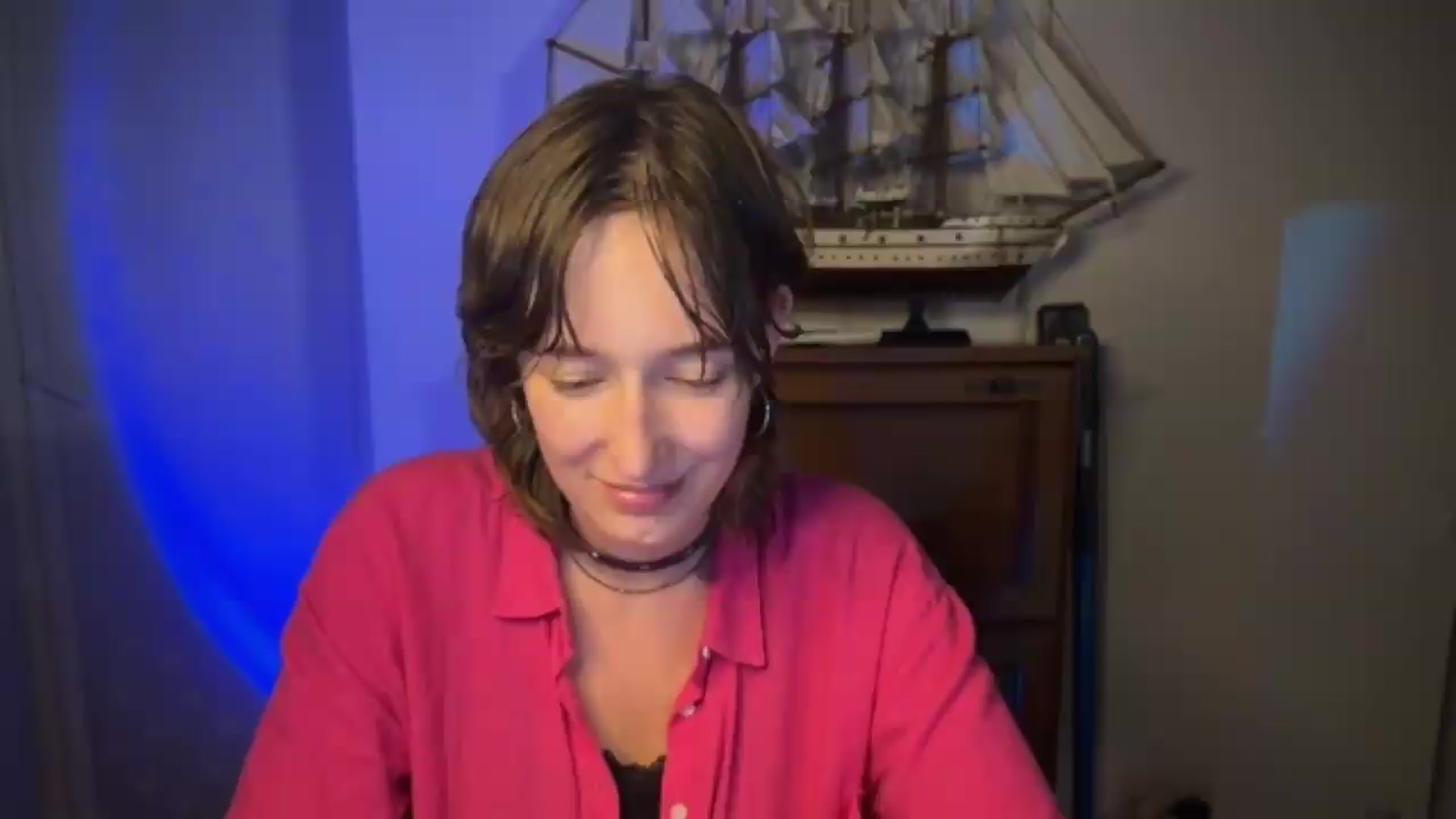 Gallery image thumbnail from LoooneyTunes's myfreecams stream on, 07/27/2026, 24:25 image 18 of 20