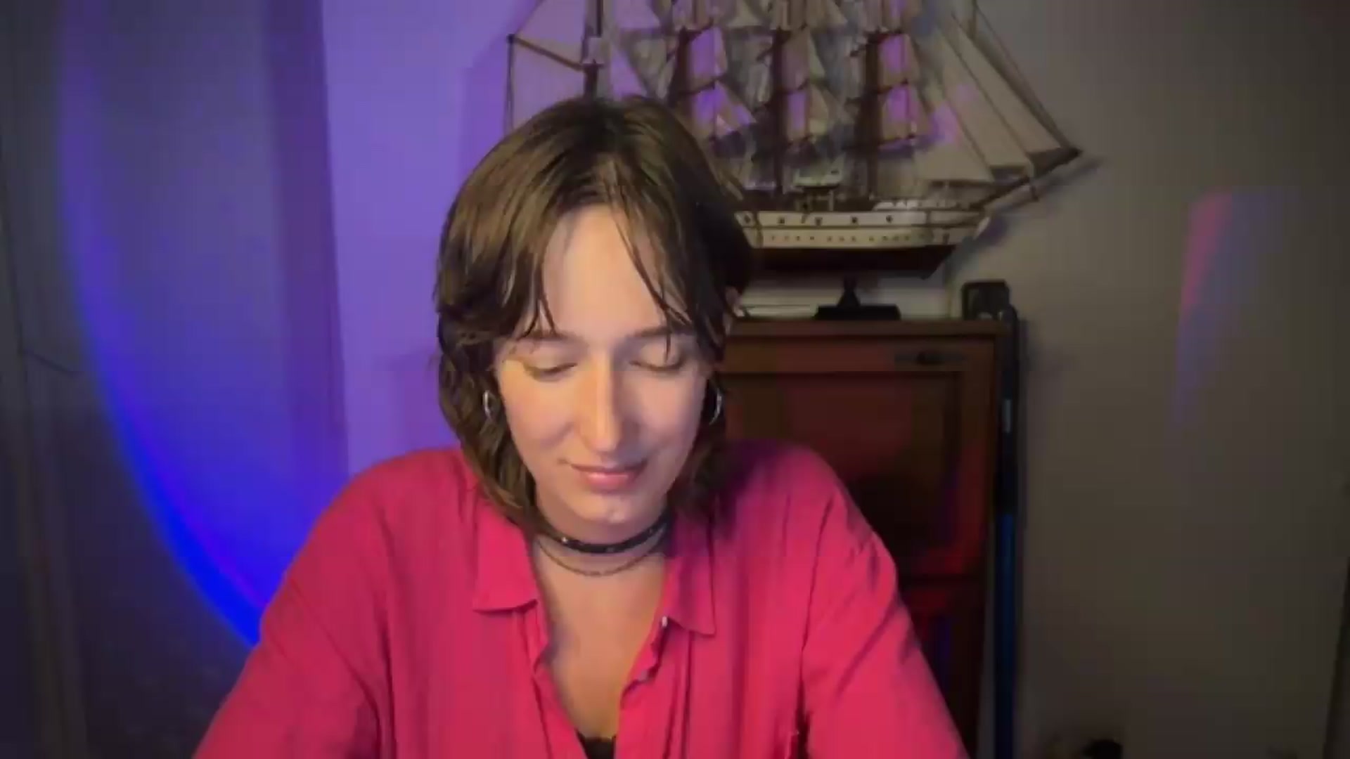 Gallery image thumbnail from LoooneyTunes's myfreecams stream on, 07/27/2026, 24:25 image 16 of 20