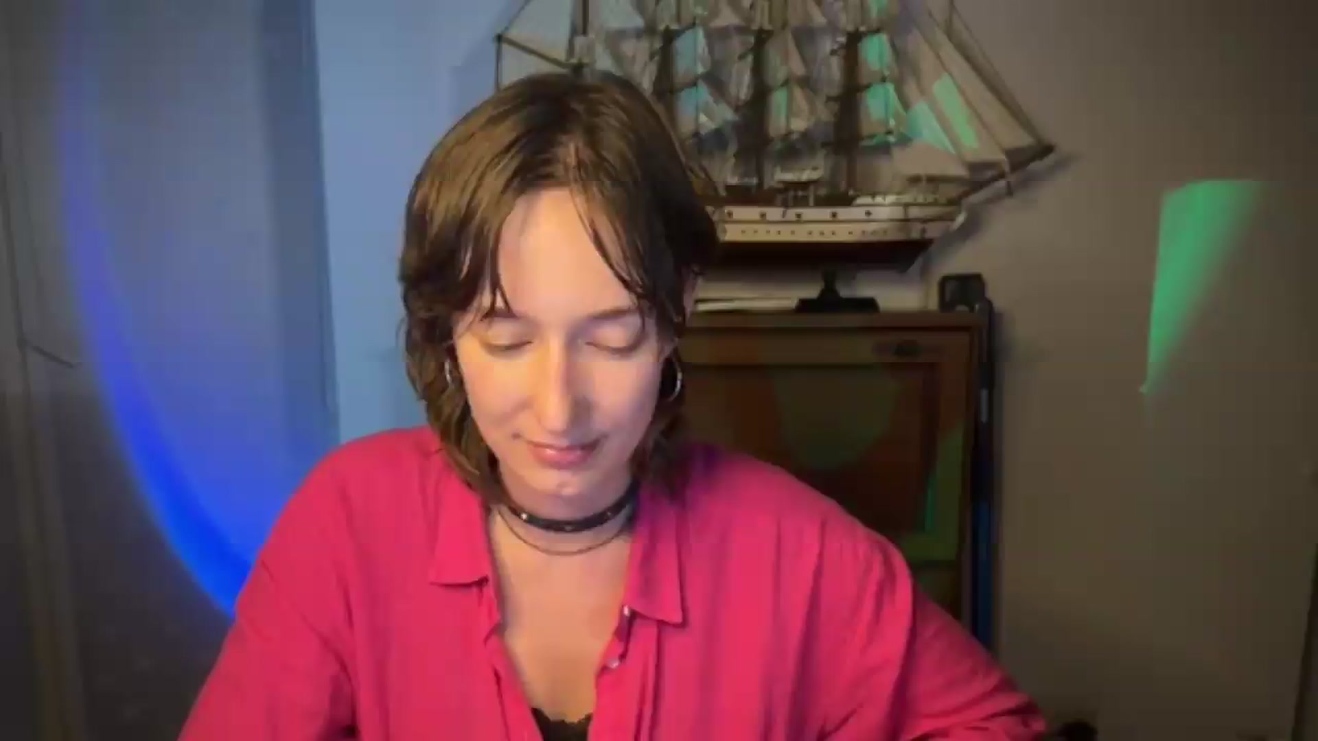 Gallery image thumbnail from LoooneyTunes's myfreecams stream on, 07/27/2026, 24:25 image 3 of 20