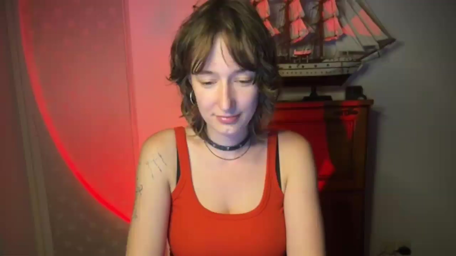 Gallery image thumbnail from LoooneyTunes's myfreecams stream on, 07/27/2026, 22:02 image 2 of 20
