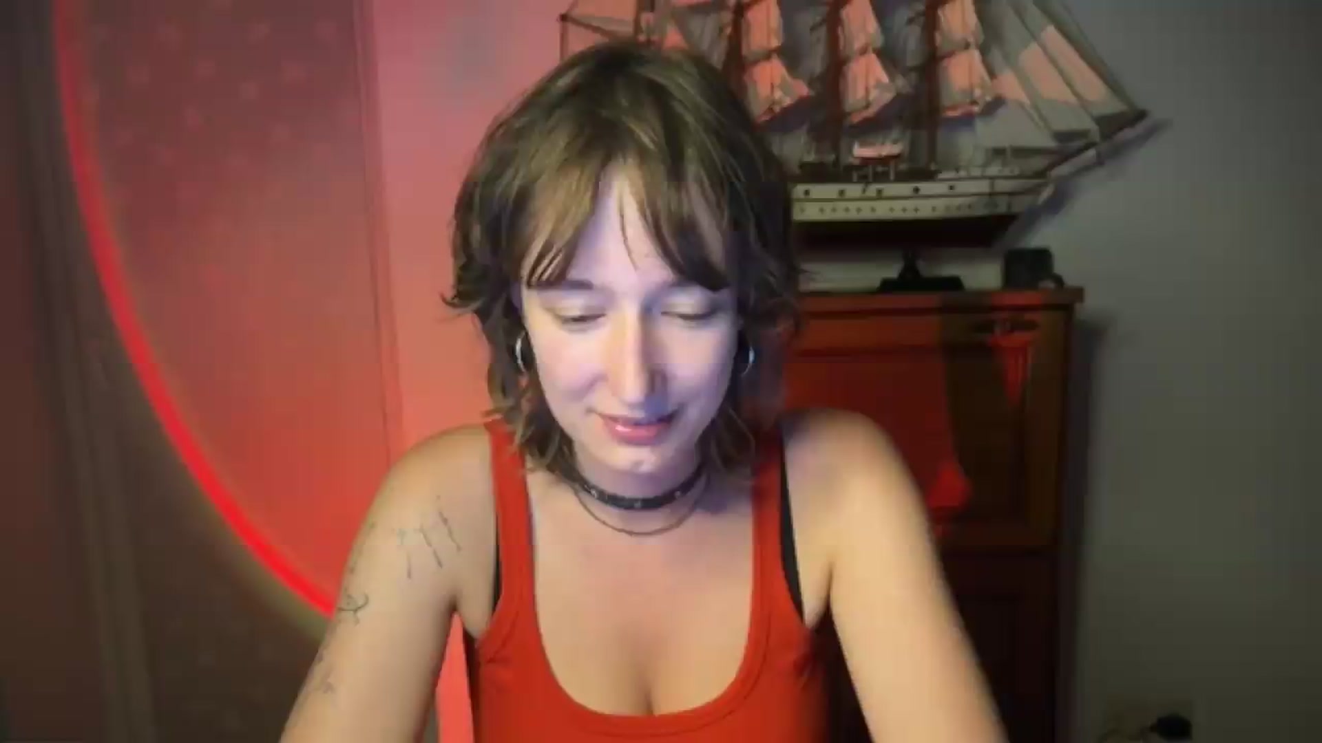 Gallery image thumbnail from LoooneyTunes's myfreecams stream on, 07/27/2026, 22:02 image 6 of 20