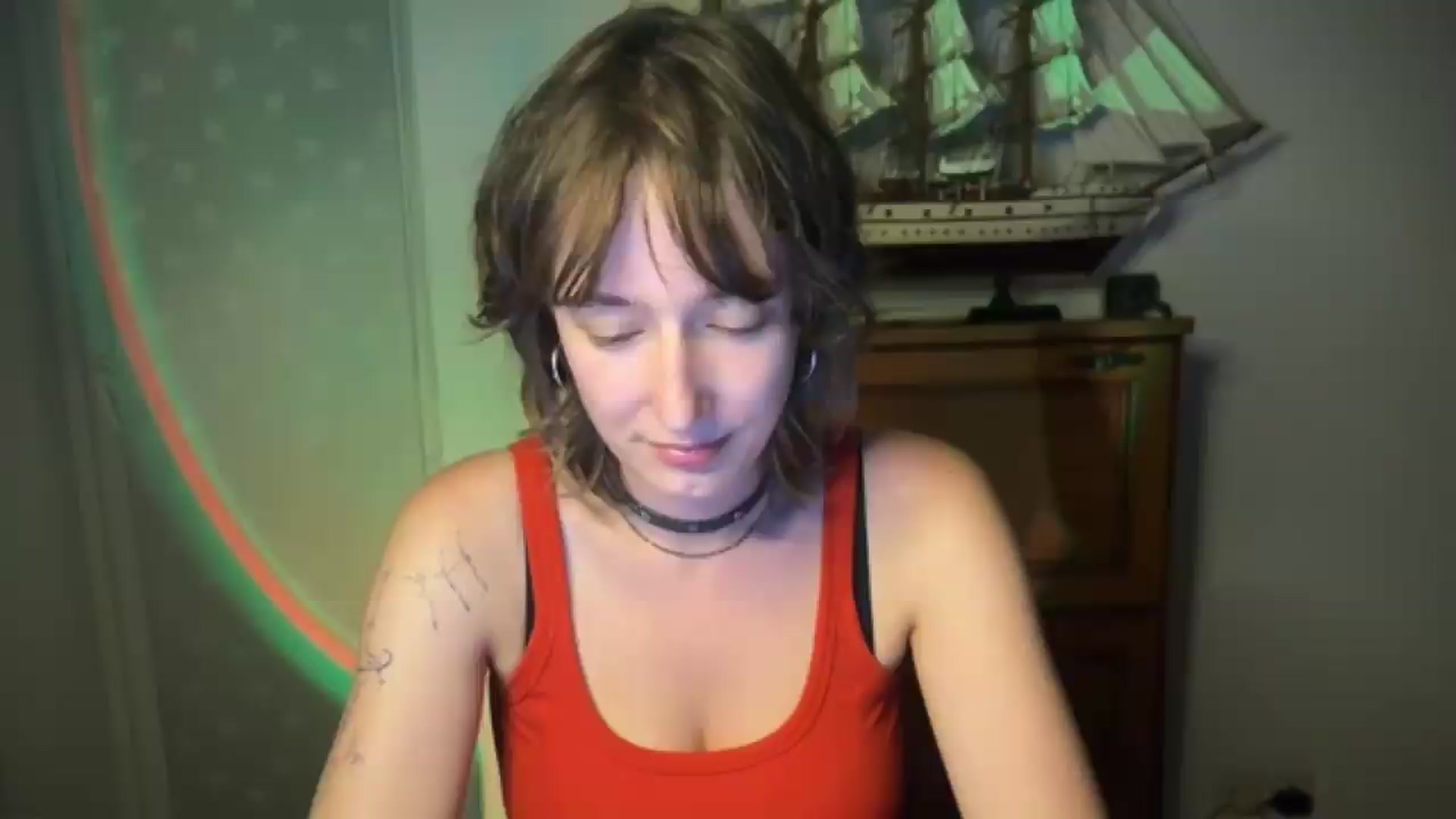 Gallery image thumbnail from LoooneyTunes's myfreecams stream on, 07/27/2026, 22:02 image 12 of 20