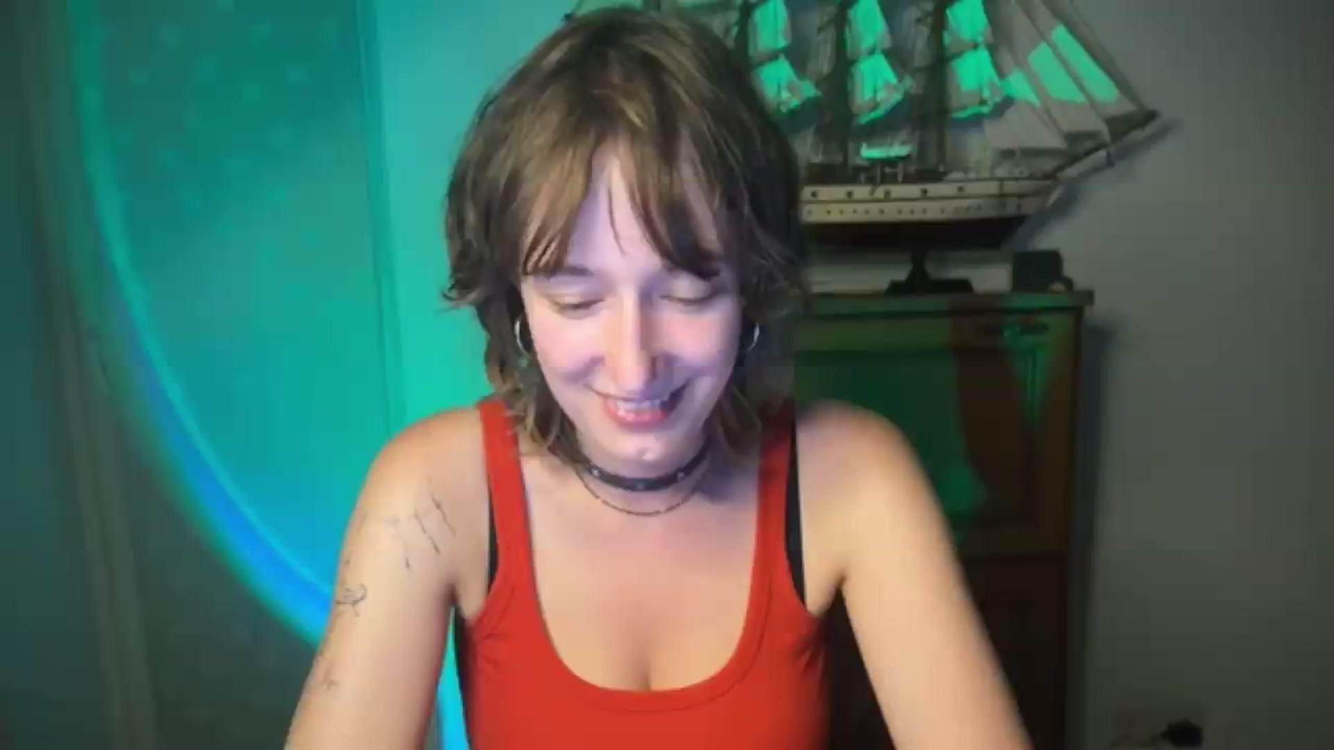 Gallery image thumbnail from LoooneyTunes's myfreecams stream on, 07/27/2026, 22:02 image 18 of 20