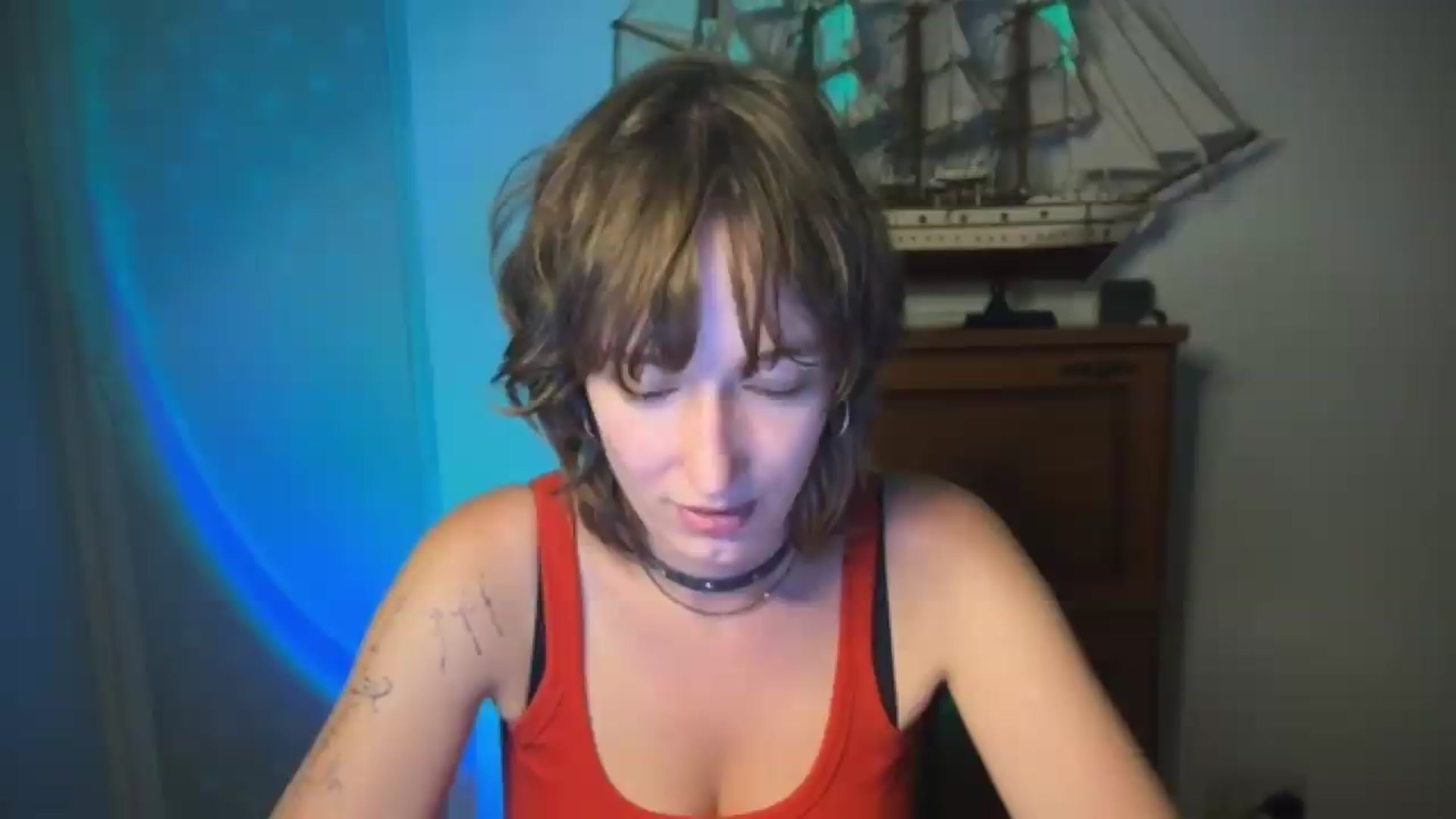 Gallery image thumbnail from LoooneyTunes's myfreecams stream on, 07/28/2026, 24:32 image 16 of 20