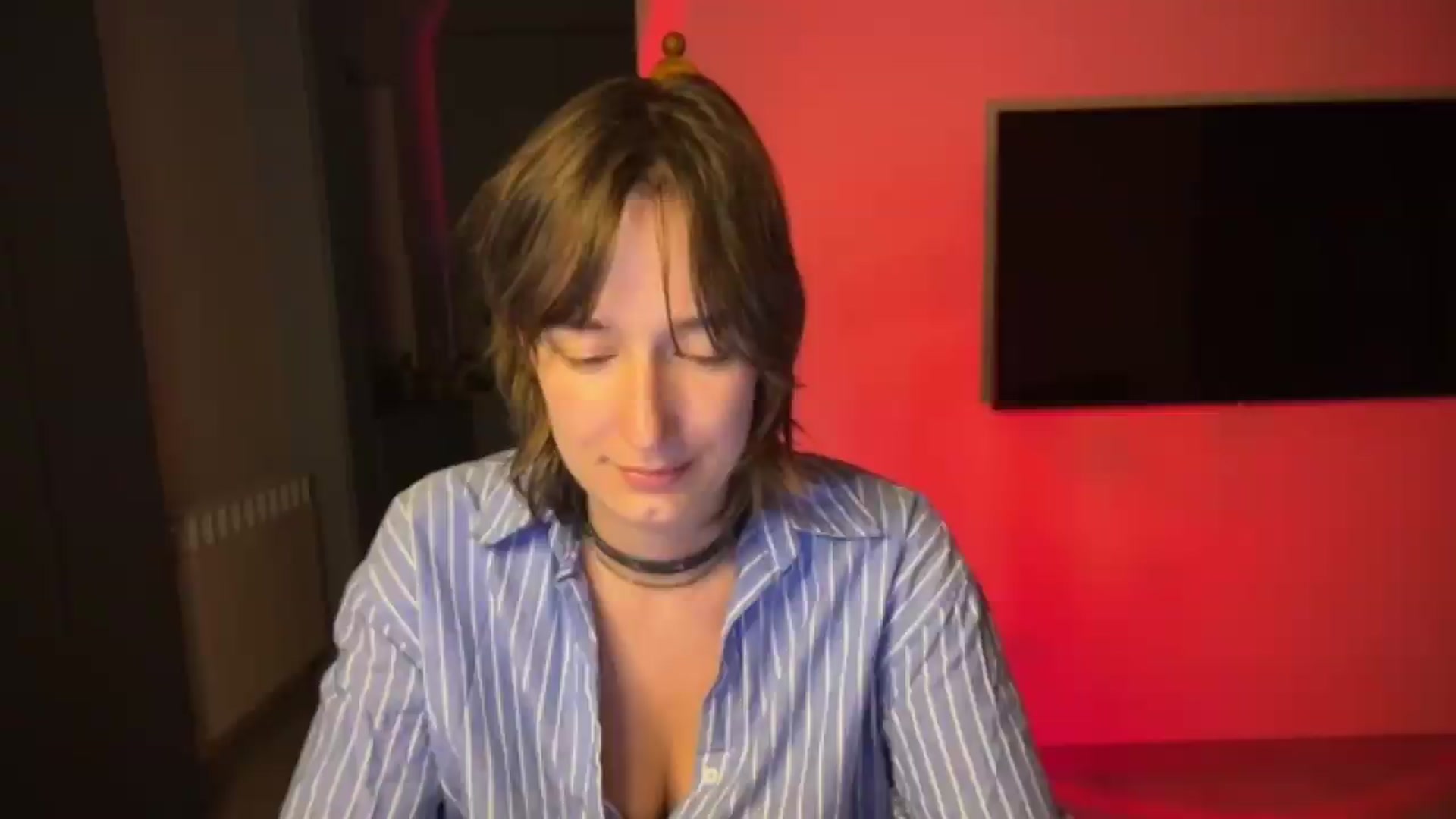 Gallery image thumbnail from LoooneyTunes's myfreecams stream on, 08/01/2026, 01:03 image 19 of 20