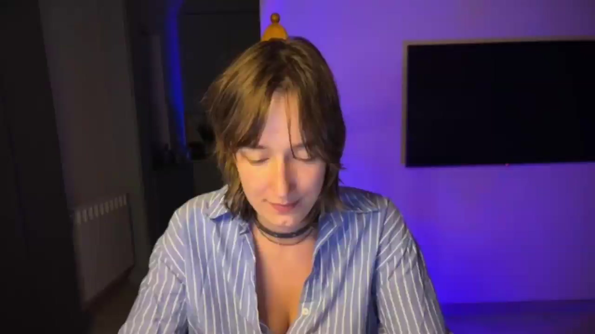 Gallery image thumbnail from LoooneyTunes's myfreecams stream on, 08/01/2026, 01:03 image 9 of 20