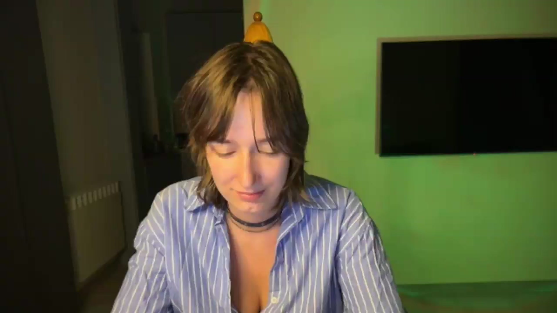 Gallery image thumbnail from LoooneyTunes's myfreecams stream on, 08/01/2026, 01:03 image 16 of 20