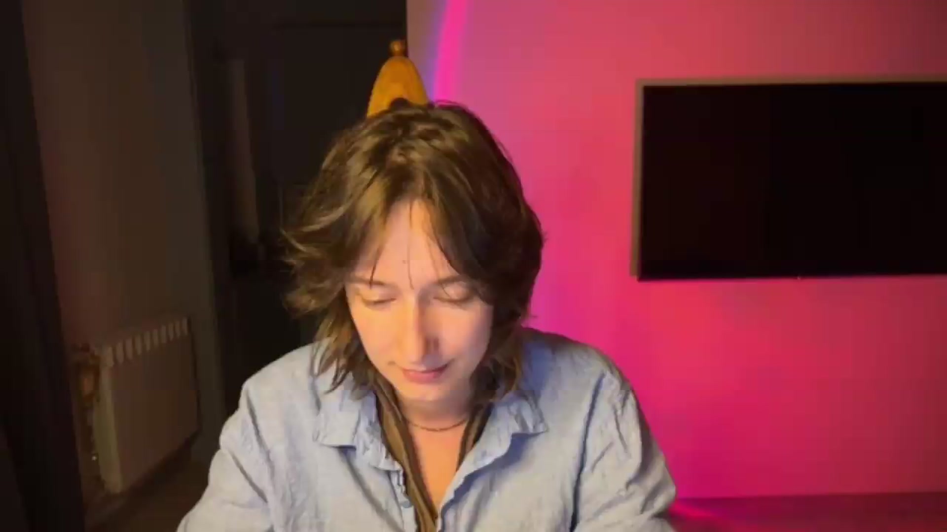 Gallery image thumbnail from LoooneyTunes's myfreecams stream on, 08/03/2026, 22:02 image 9 of 20