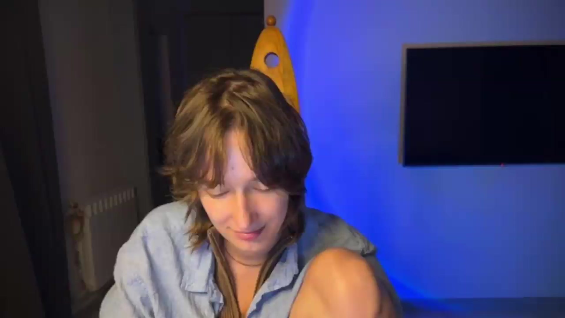 Gallery image thumbnail from LoooneyTunes's myfreecams stream on, 08/04/2026, 02:03 image 15 of 20