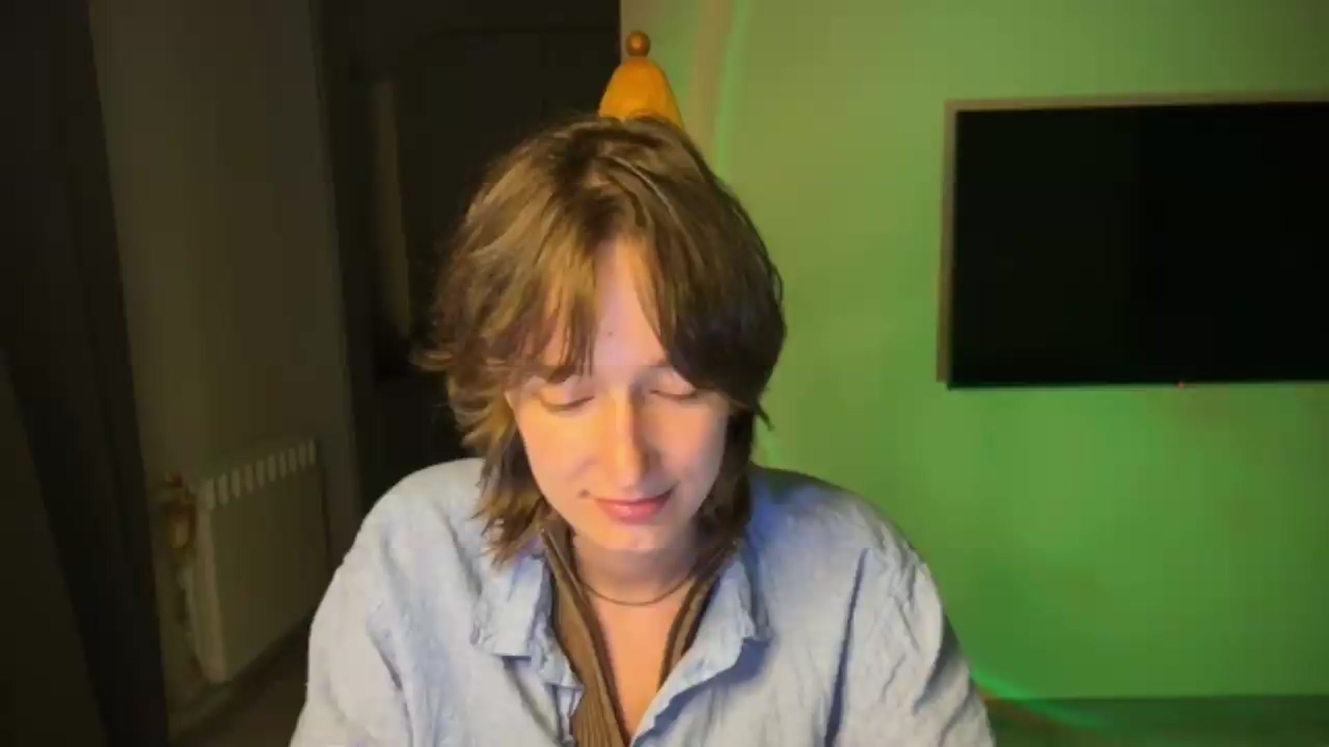 Gallery image thumbnail from LoooneyTunes's myfreecams stream on, 08/04/2026, 02:03 image 6 of 20