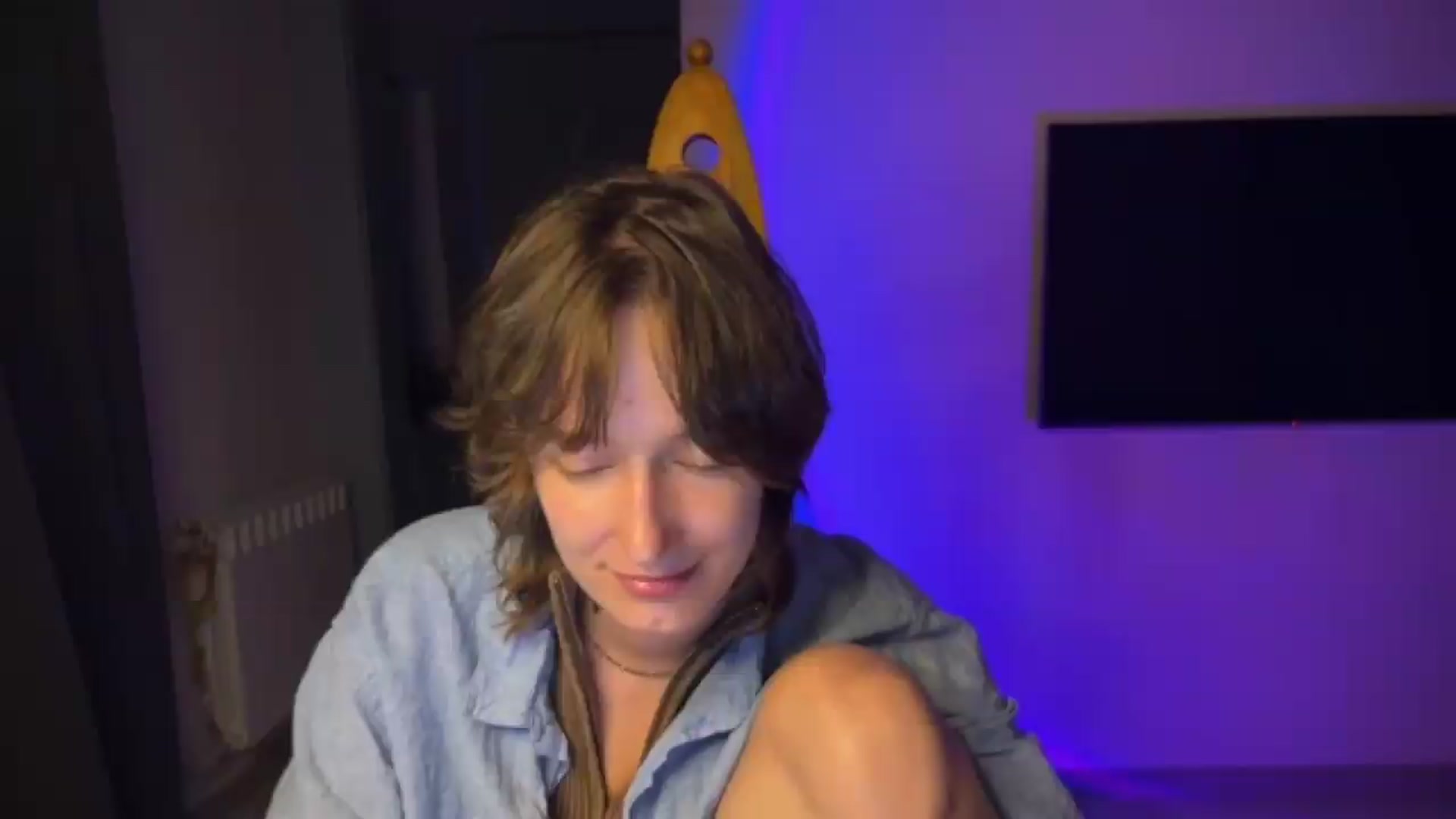 Gallery image thumbnail from LoooneyTunes's myfreecams stream on, 08/04/2026, 02:03 image 10 of 20