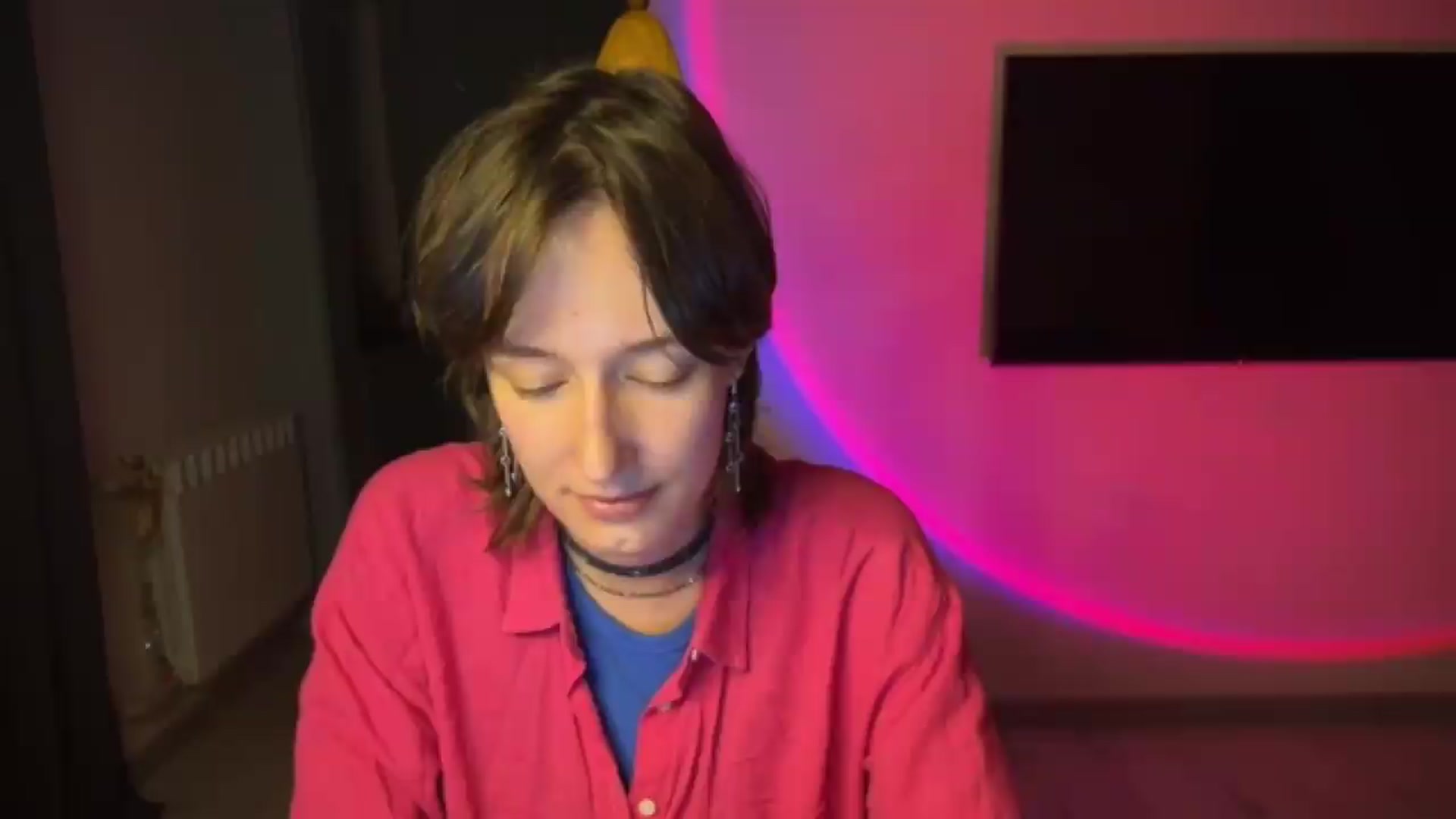 Gallery image thumbnail from LoooneyTunes's myfreecams stream on, 08/04/2026, 21:54 image 16 of 20