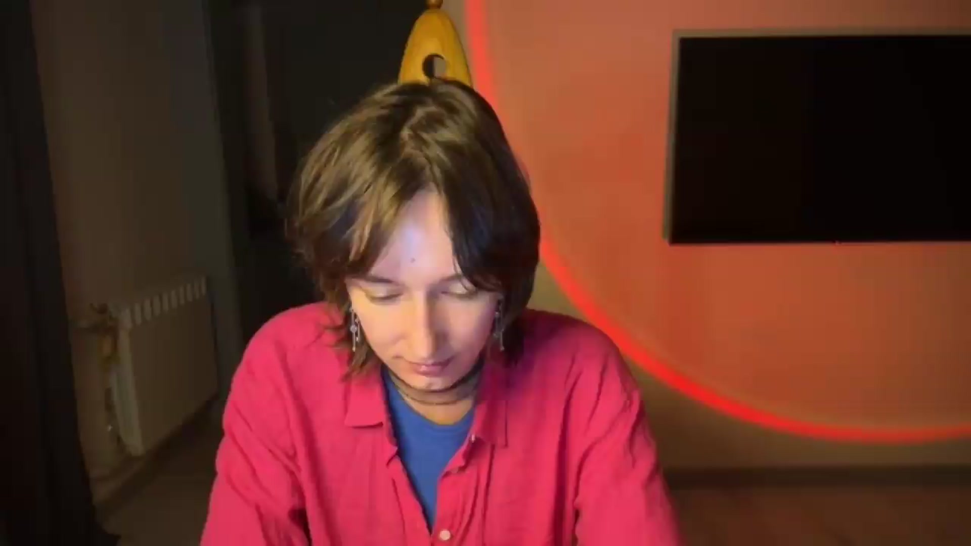 Gallery image thumbnail from LoooneyTunes's myfreecams stream on, 08/04/2026, 21:54 image 8 of 20