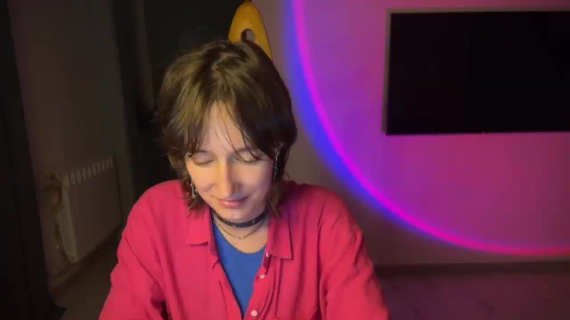 Gallery image thumbnail from LoooneyTunes's myfreecams stream on, 08/05/2026, 01:33 image 20 of 20