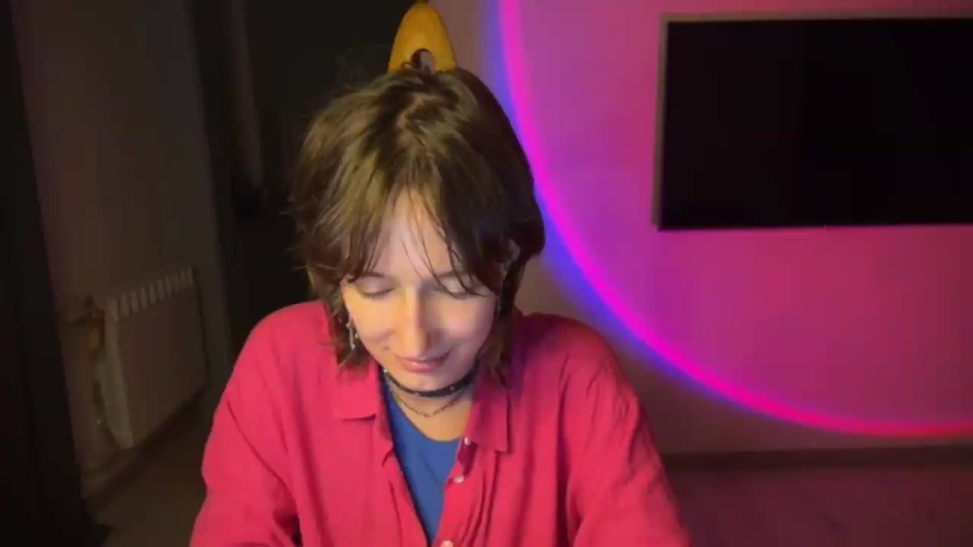 Gallery image thumbnail from LoooneyTunes's myfreecams stream on, 08/05/2026, 01:33 image 10 of 20
