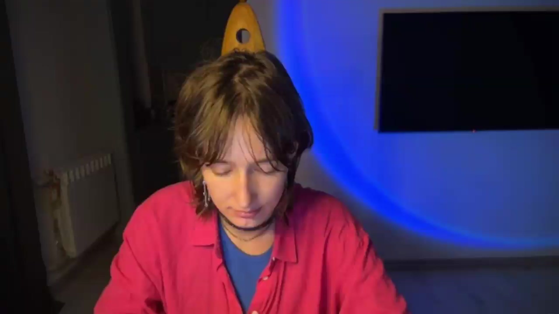 Gallery image thumbnail from LoooneyTunes's myfreecams stream on, 08/05/2026, 01:33 image 2 of 20
