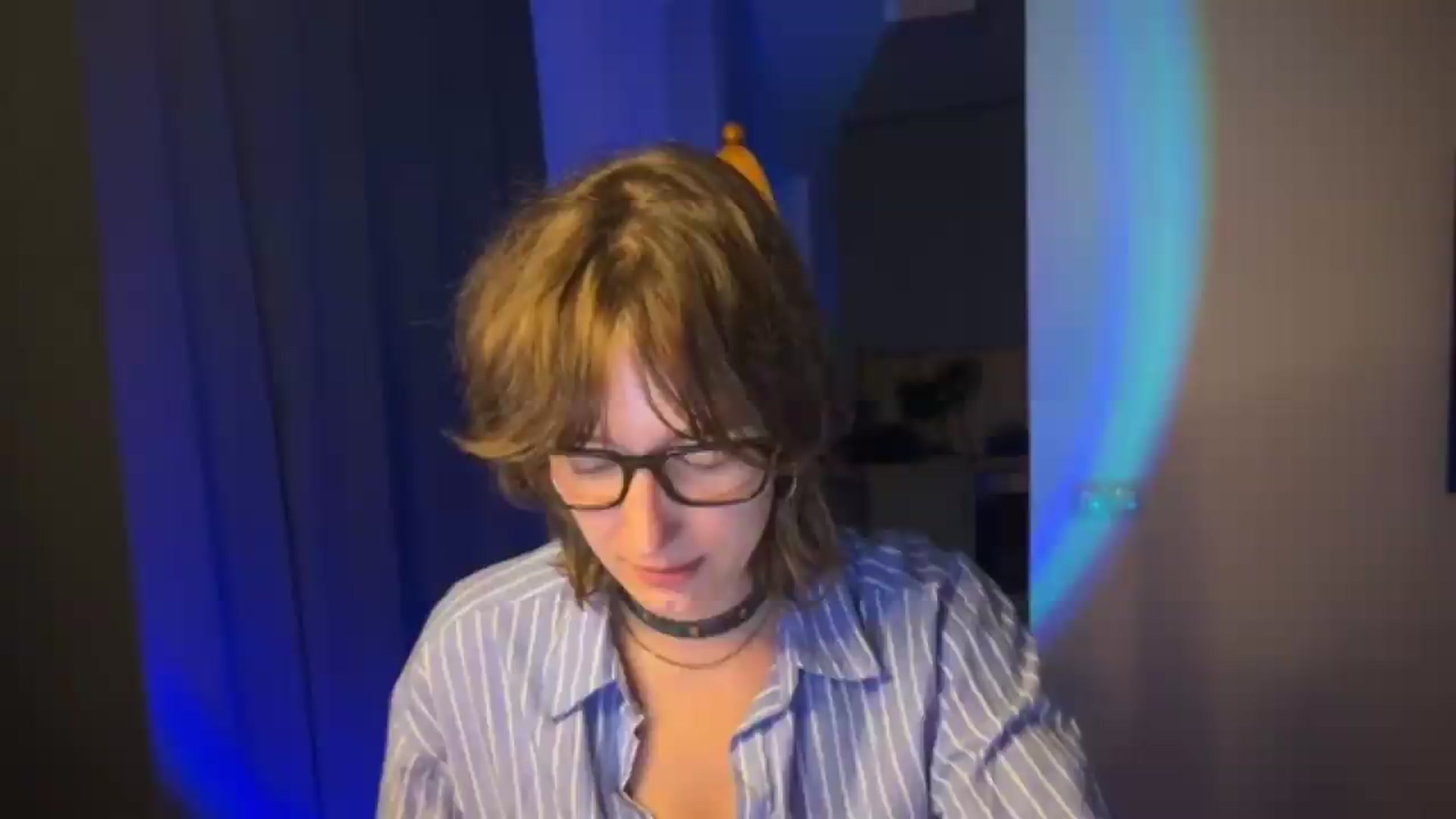 Gallery image thumbnail from LoooneyTunes's myfreecams stream on, 08/07/2026, 24:22 image 14 of 20
