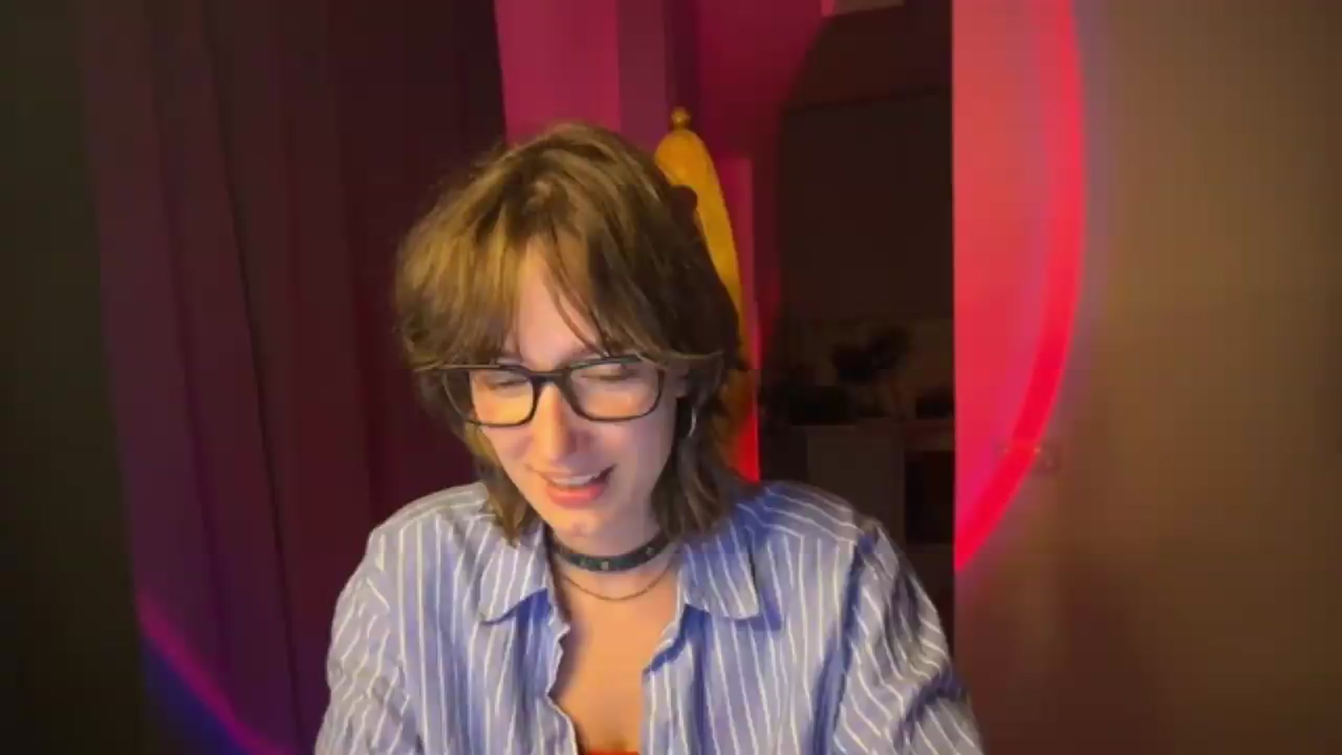 Gallery image thumbnail from LoooneyTunes's myfreecams stream on, 08/07/2026, 24:22 image 13 of 20