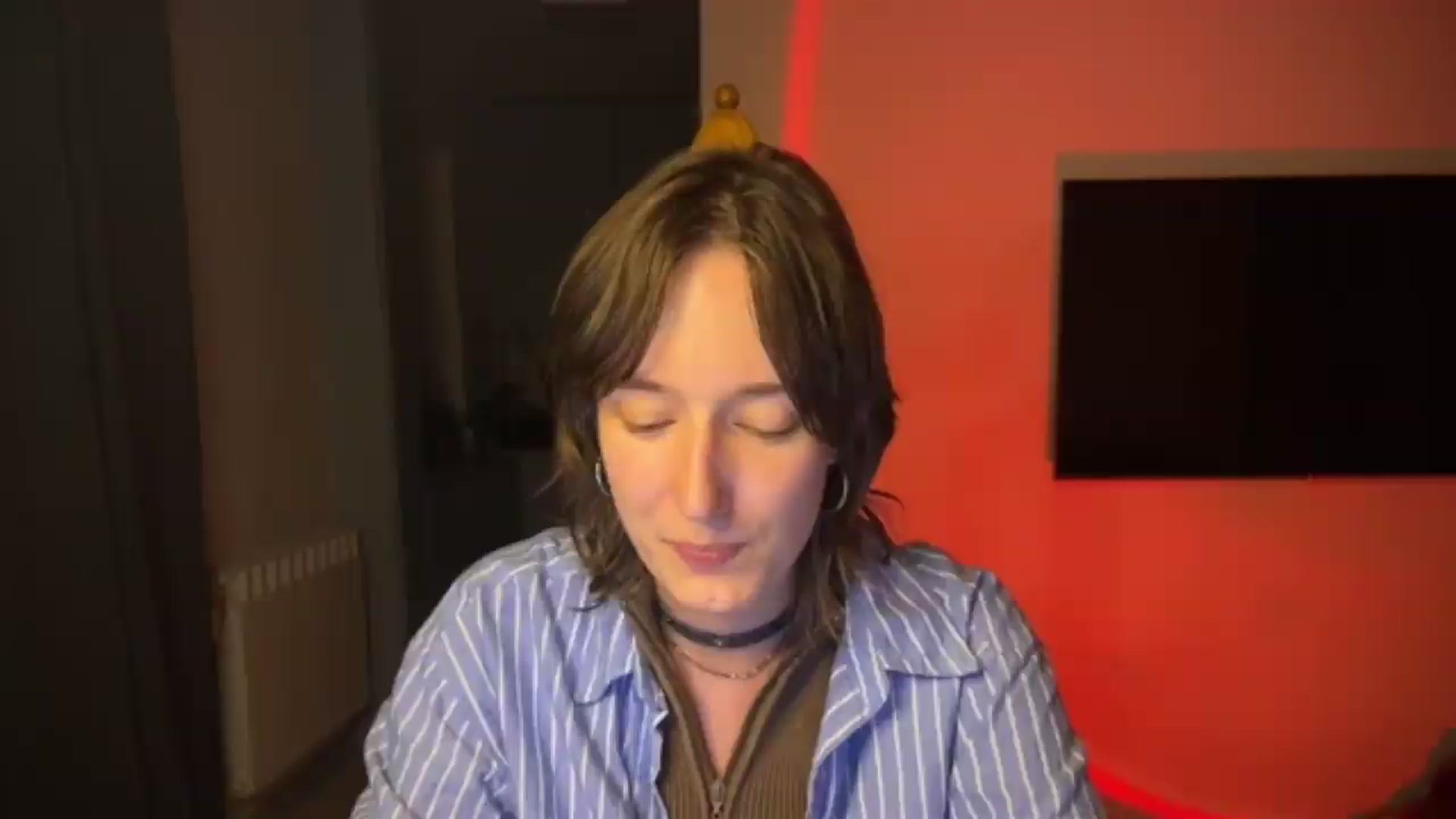 Gallery image thumbnail from LoooneyTunes's myfreecams stream on, 08/09/2026, 24:02 image 19 of 20