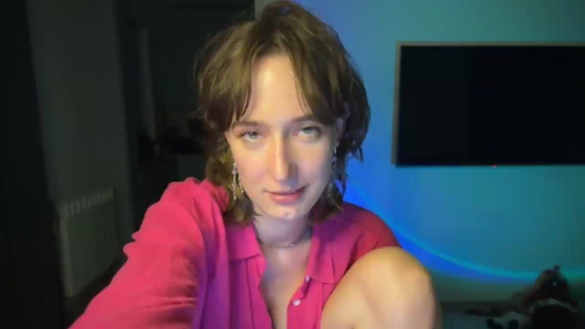 Gallery image thumbnail from LoooneyTunes's myfreecams stream on, 08/09/2026, 23:14 image 2 of 20