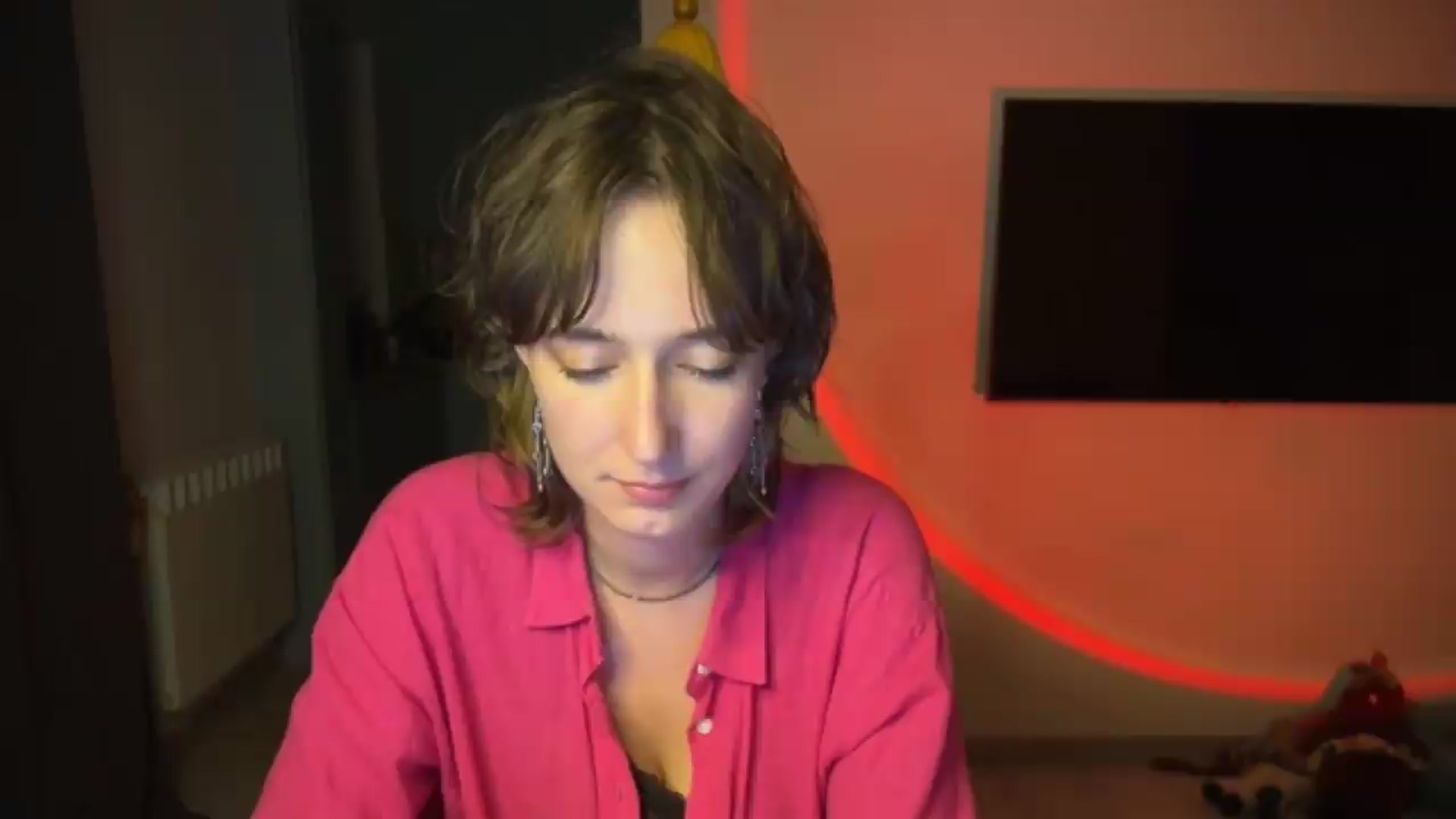 Gallery image thumbnail from LoooneyTunes's myfreecams stream on, 08/09/2026, 23:14 image 10 of 20