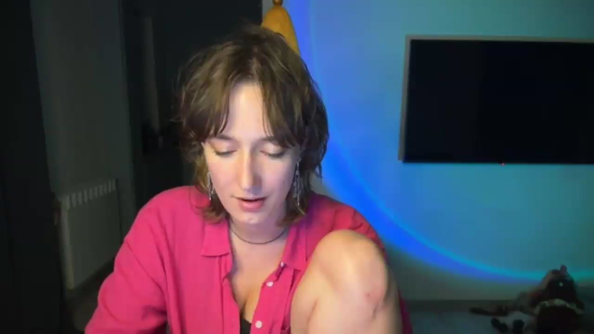 Gallery image thumbnail from LoooneyTunes's myfreecams stream on, 08/09/2026, 23:14 image 14 of 20