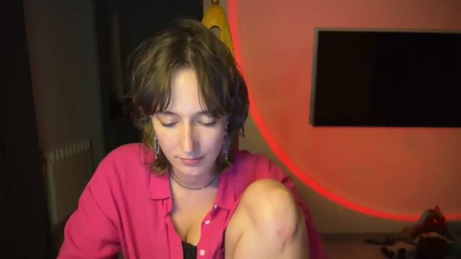 Gallery image thumbnail from LoooneyTunes's myfreecams stream on, 08/09/2026, 23:14 image 13 of 20